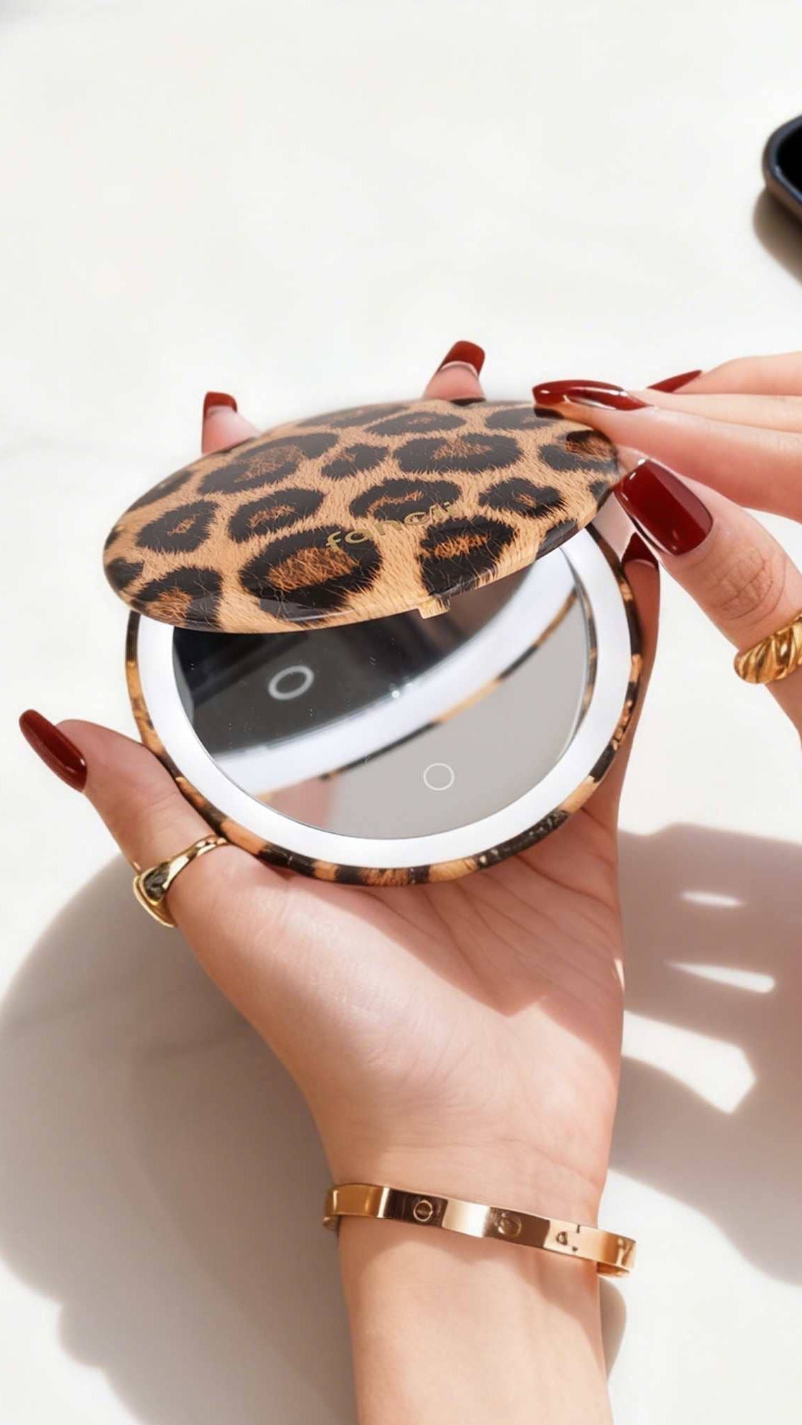 Mini Taylor 4-inch Compact Mirror with Light - Cheetah Chic