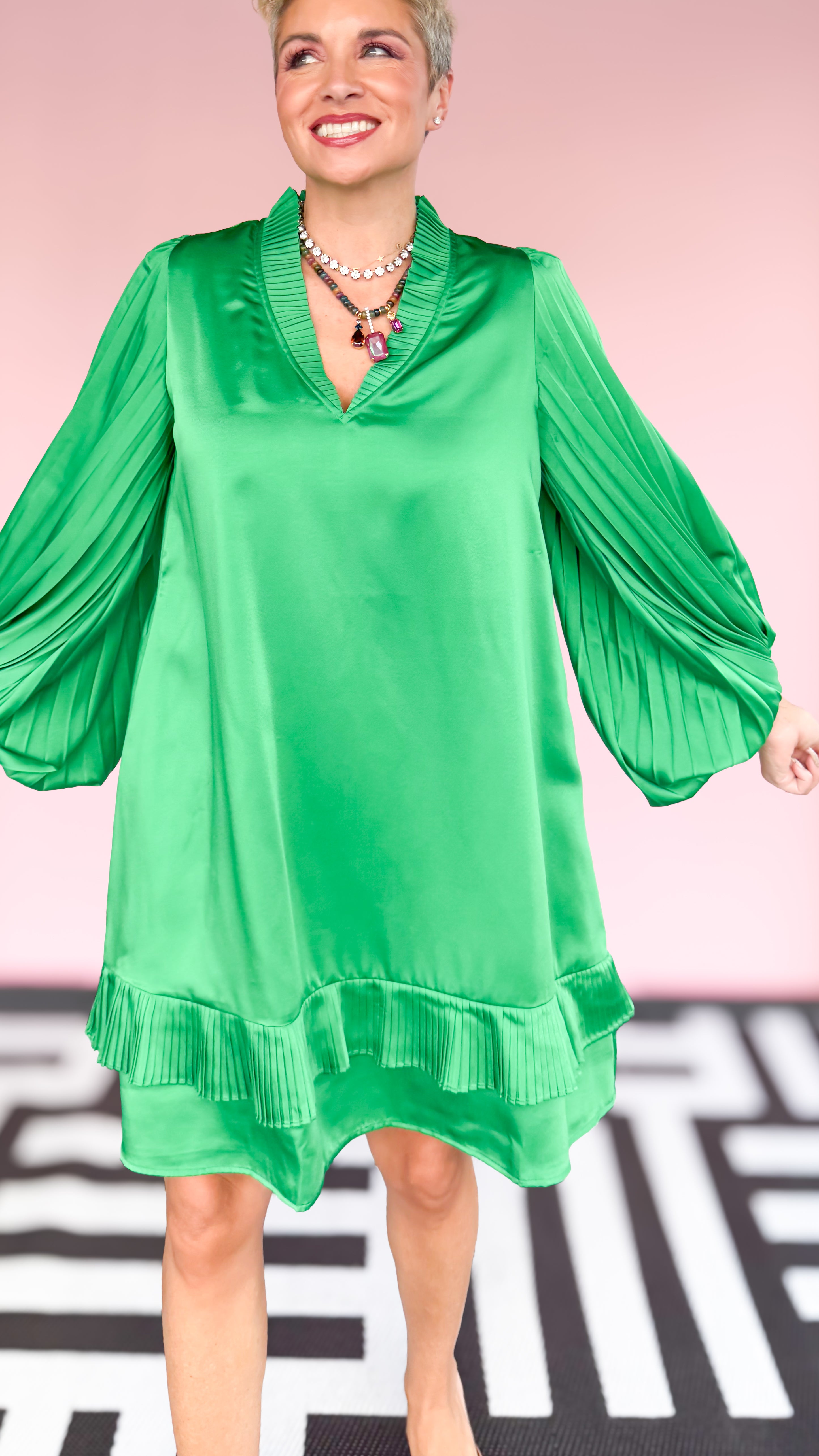 Liza Satin Short Dress/Emerald