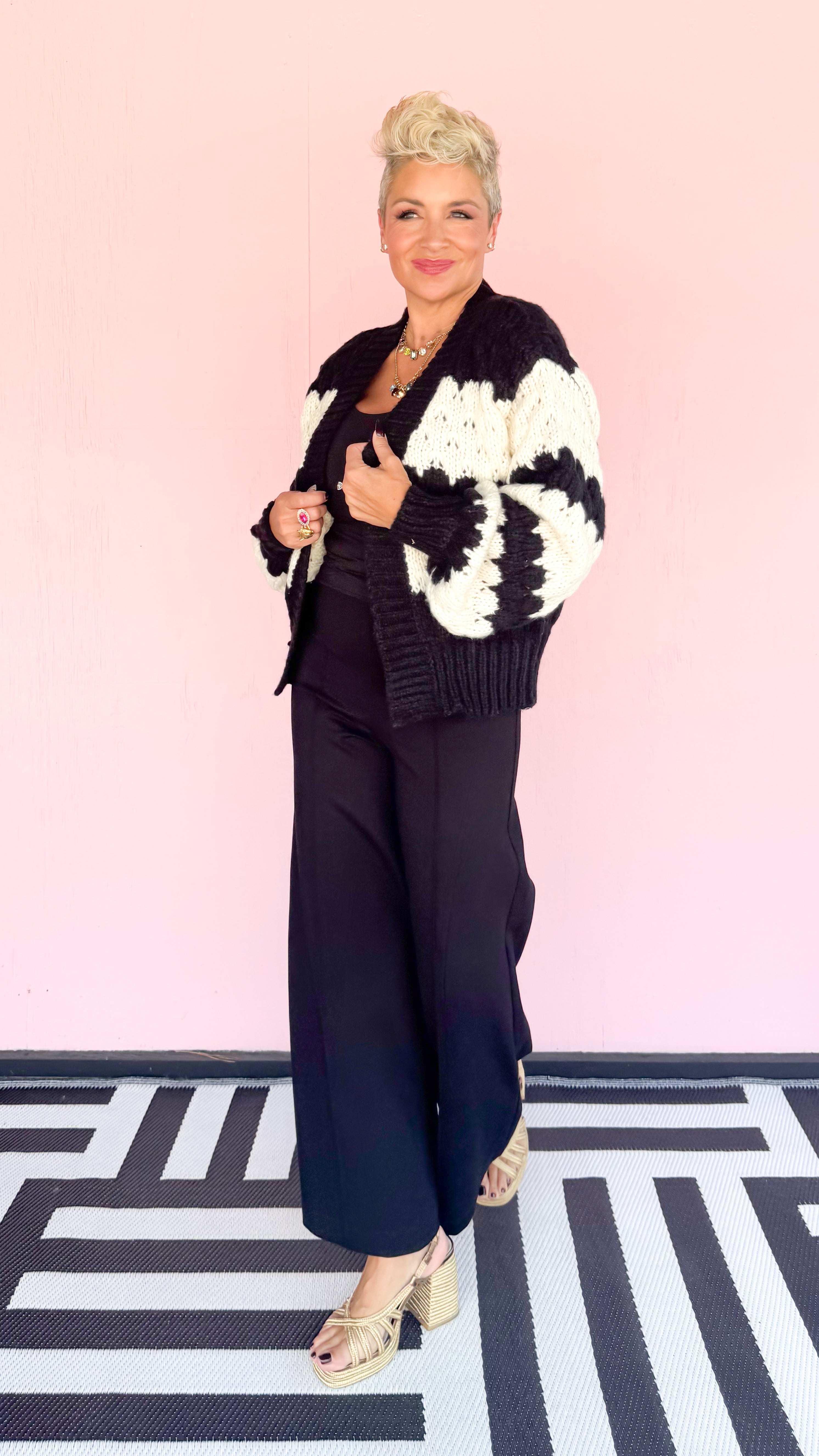 Striped Chunky Cardigan/B&W