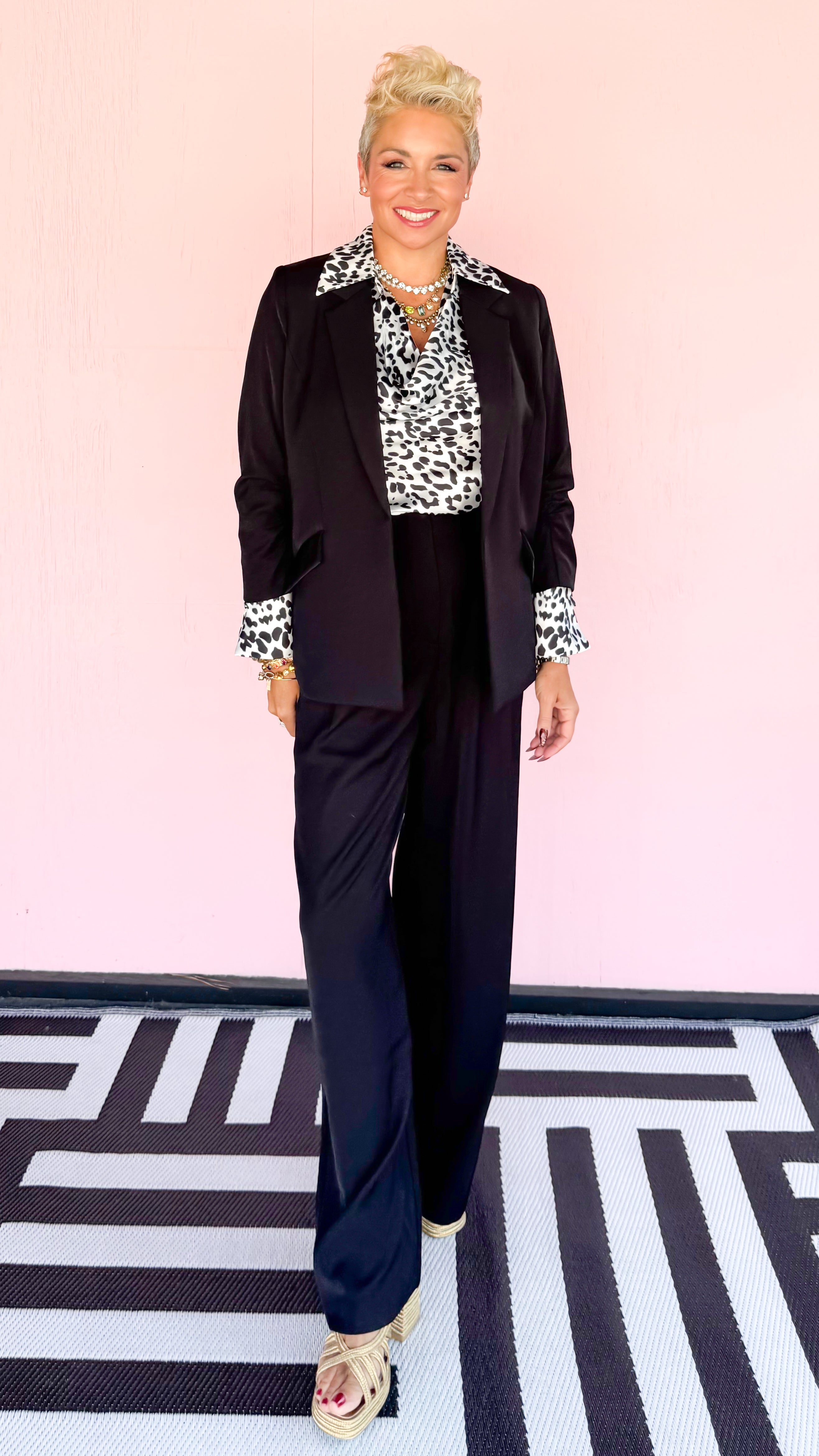 Shirred Sleeve Blazer/Black