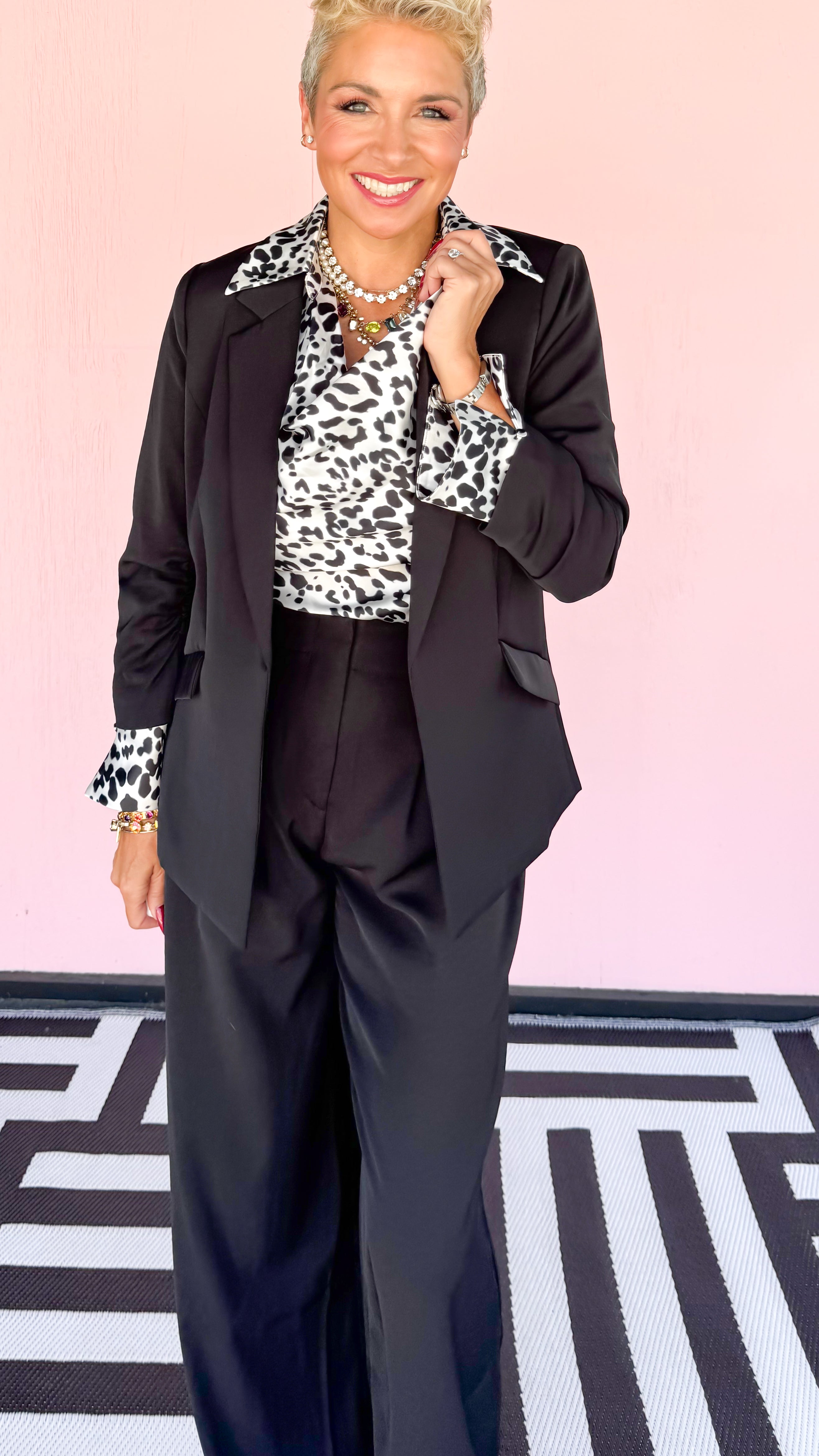 Shirred Sleeve Blazer/Black