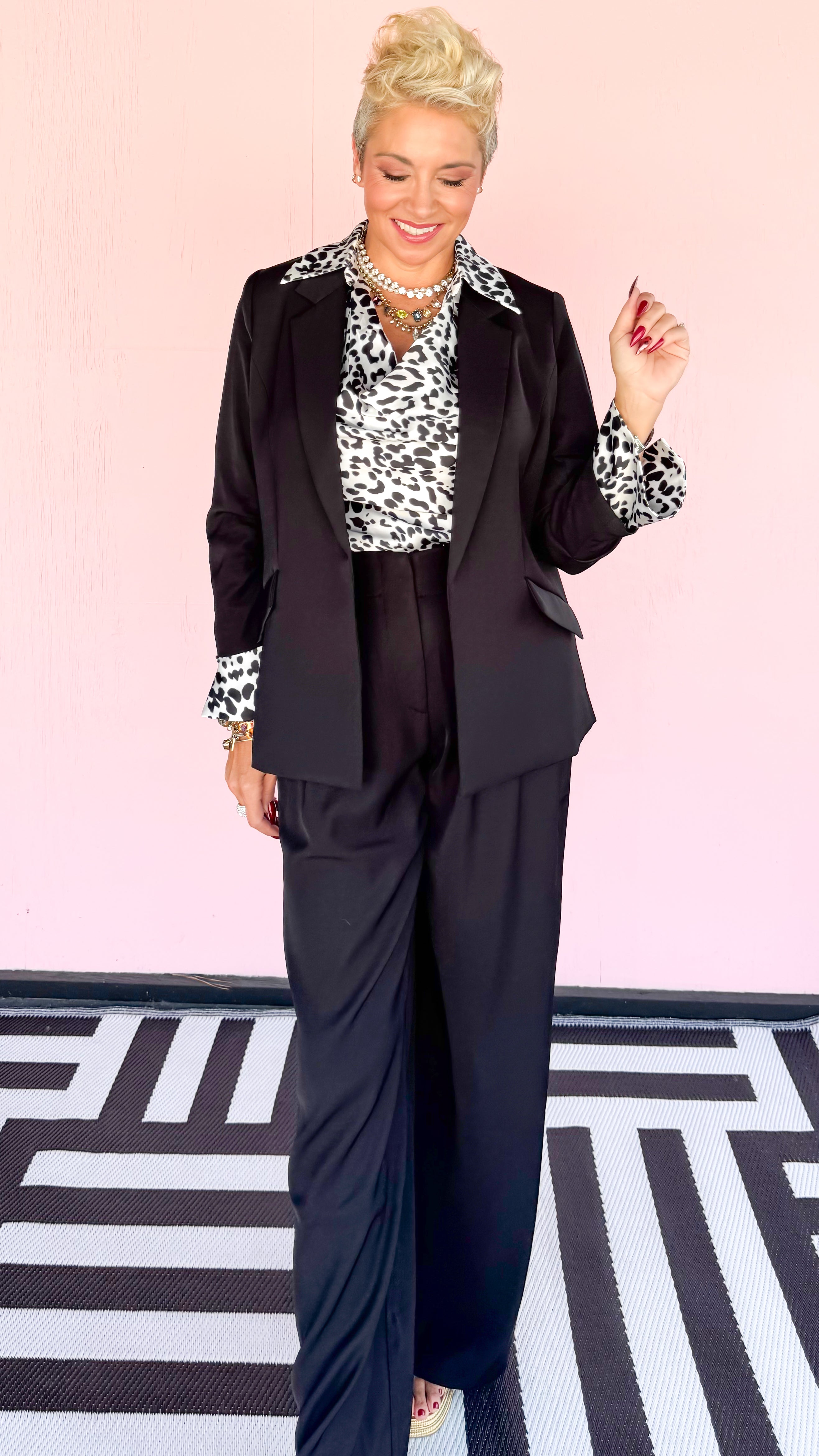 Shirred Sleeve Blazer/Black