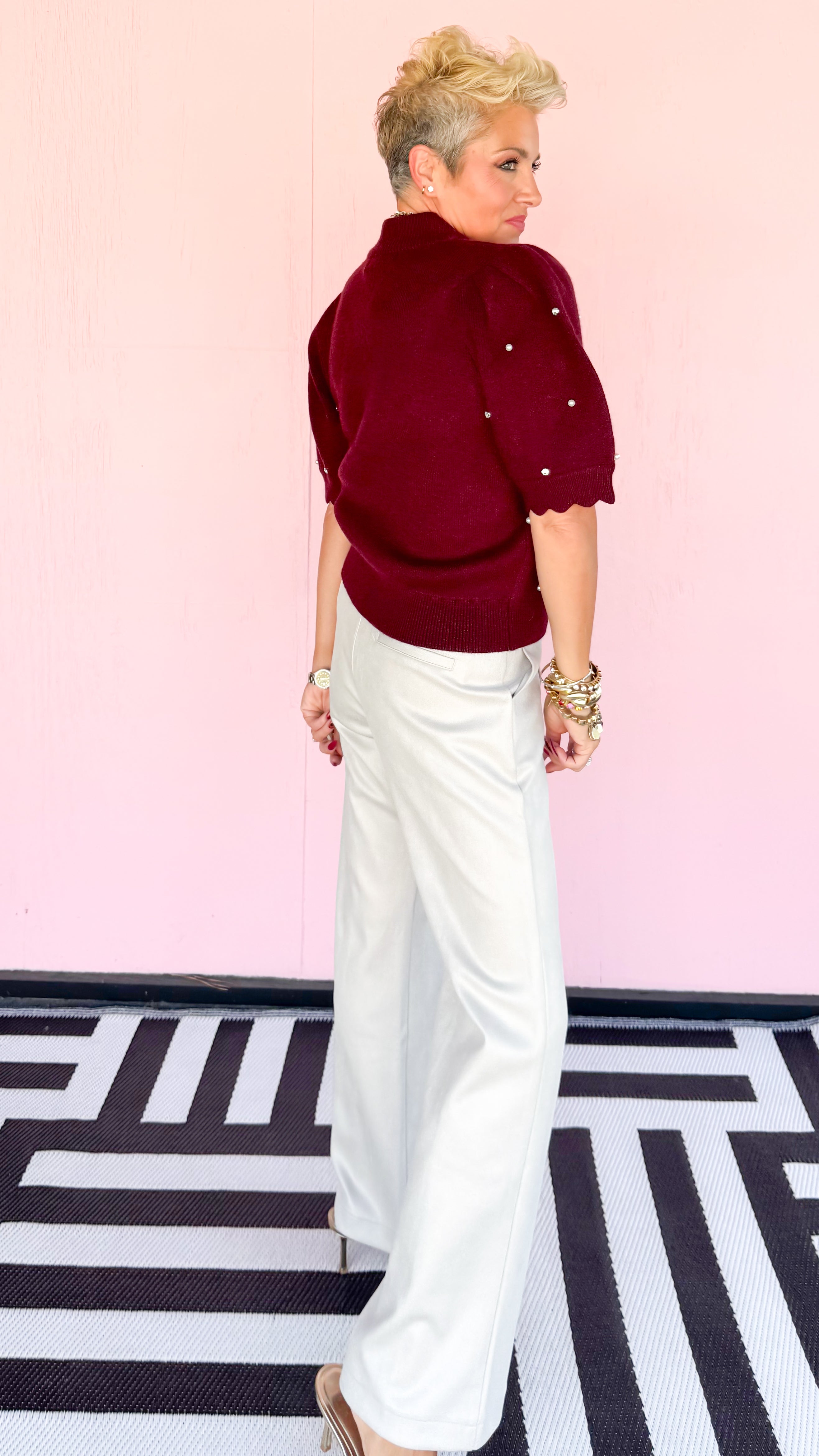 Scalloped Sleeve Sweater Top/Wine