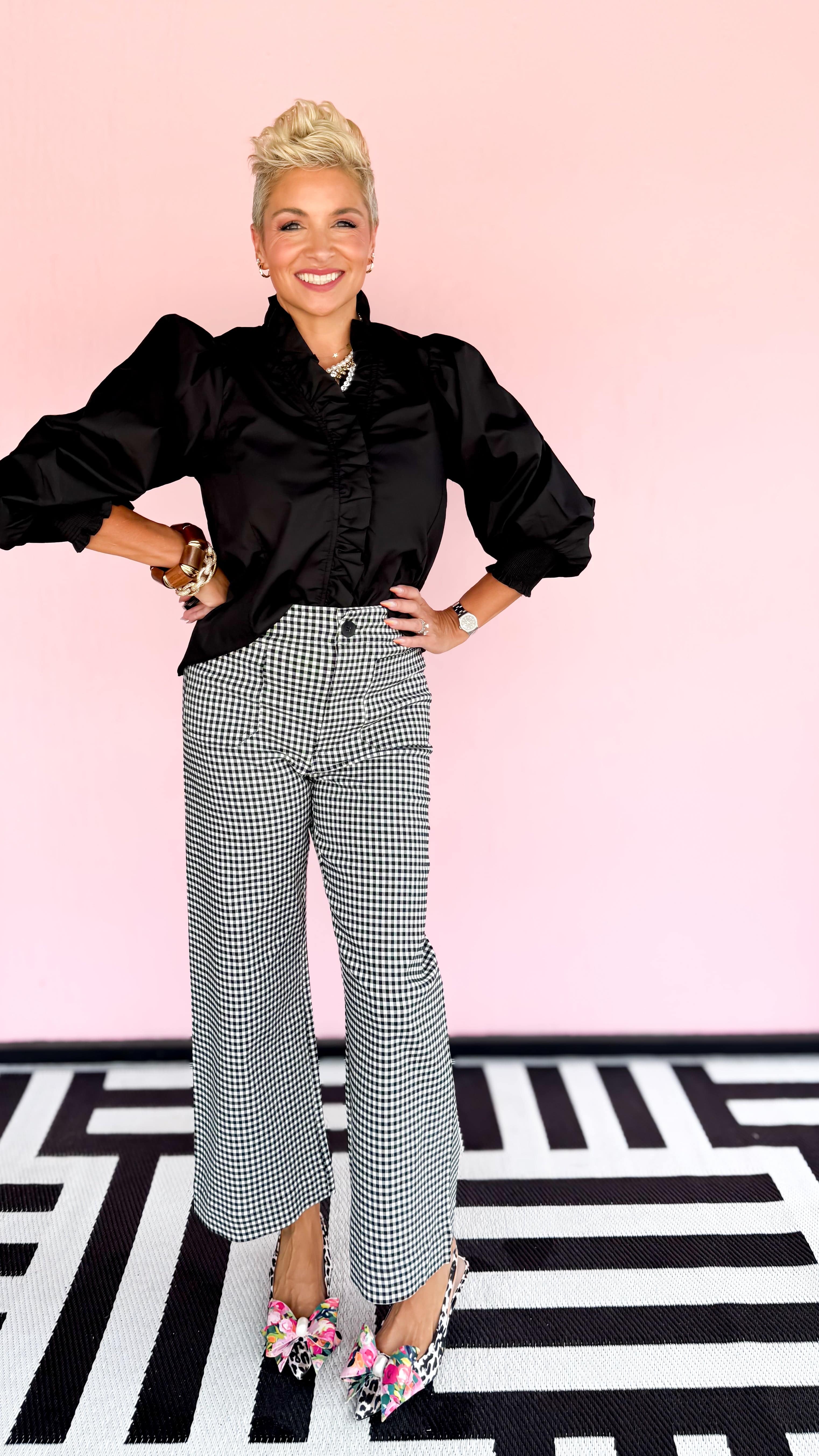 Colby Ruffle Top/Black - The BLVD