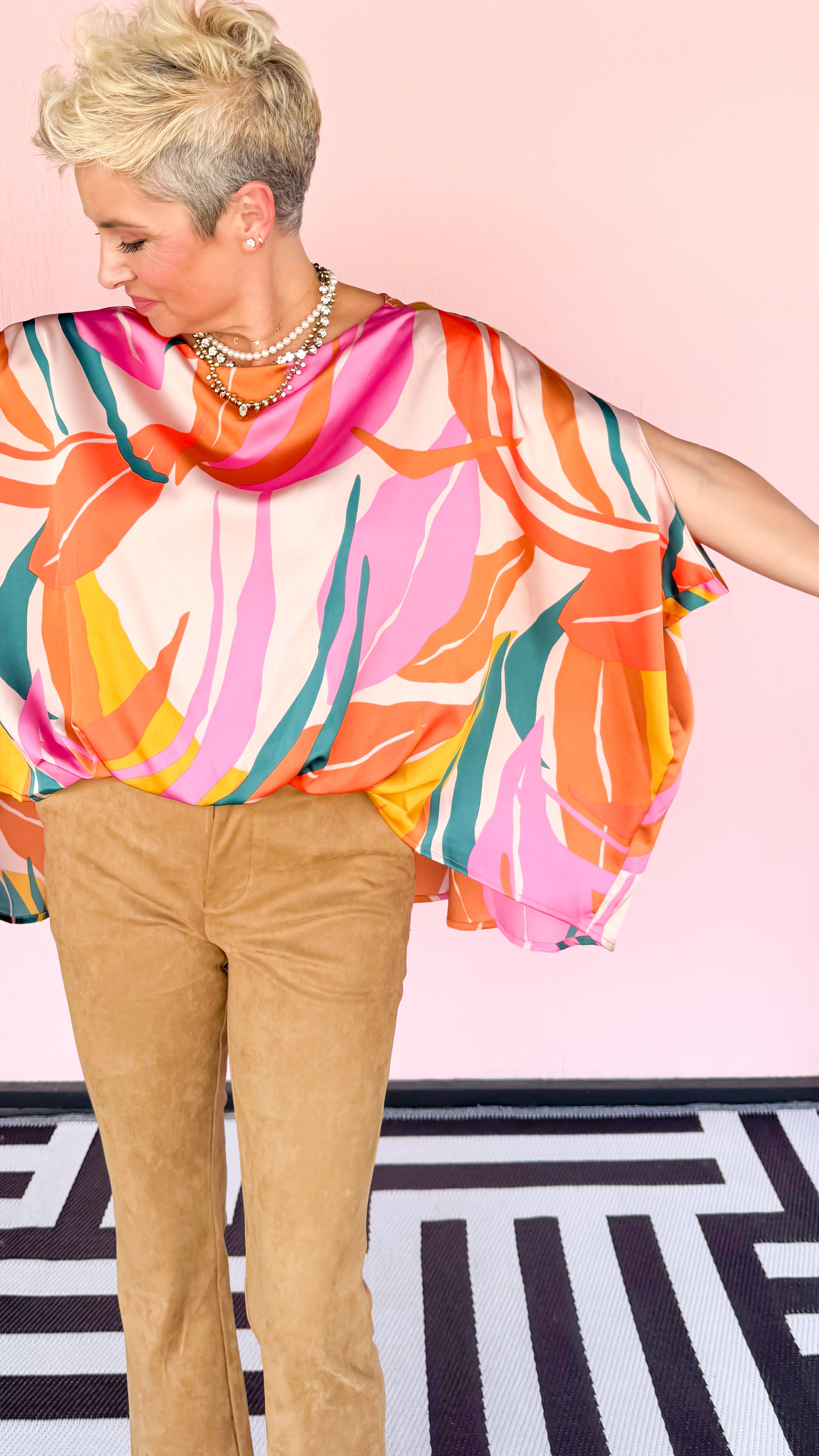 Isla Tropical Satin Boatneck Top/Pink