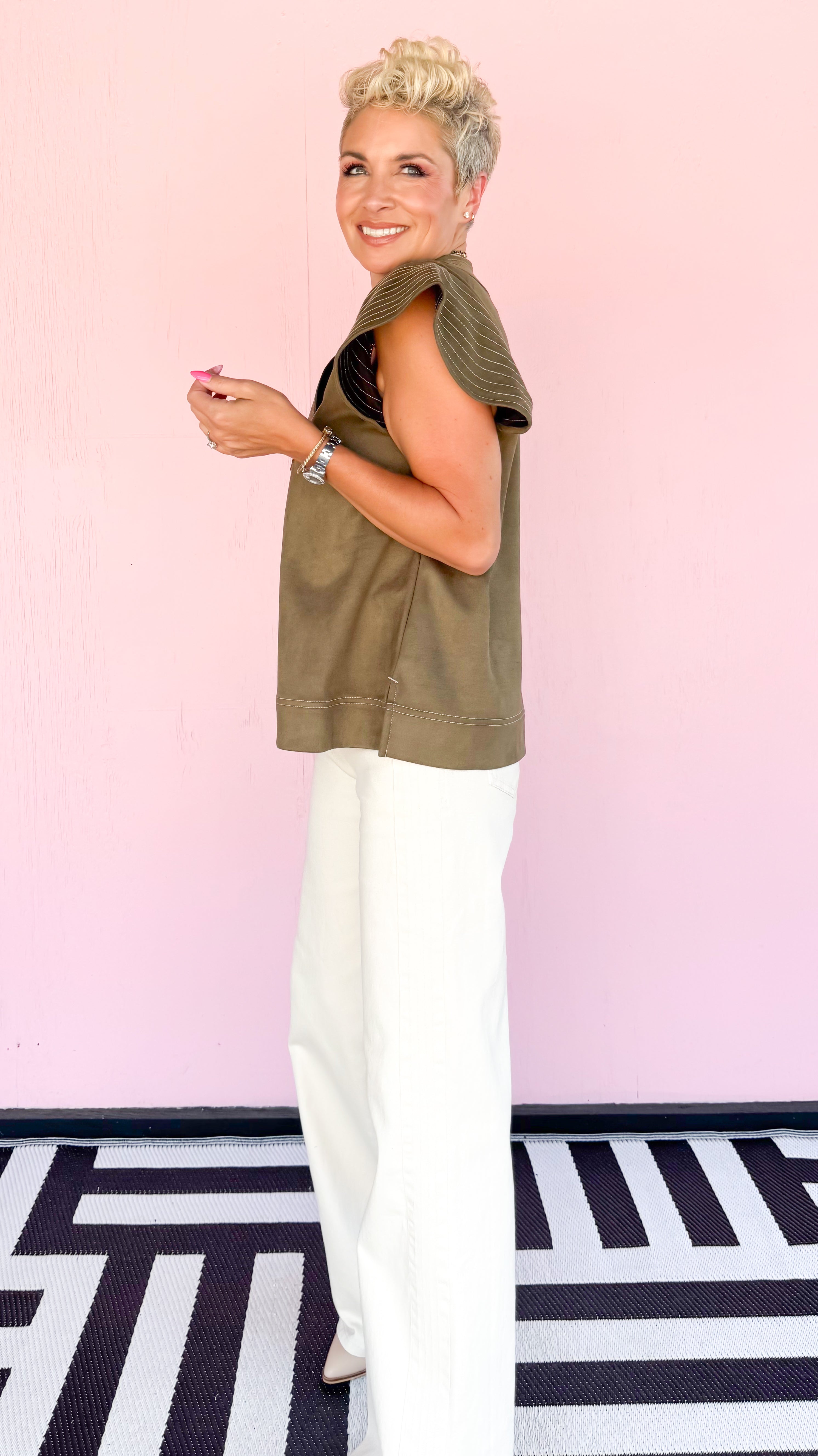 Flutter Sleeve Suede Top/Olive - The BLVD