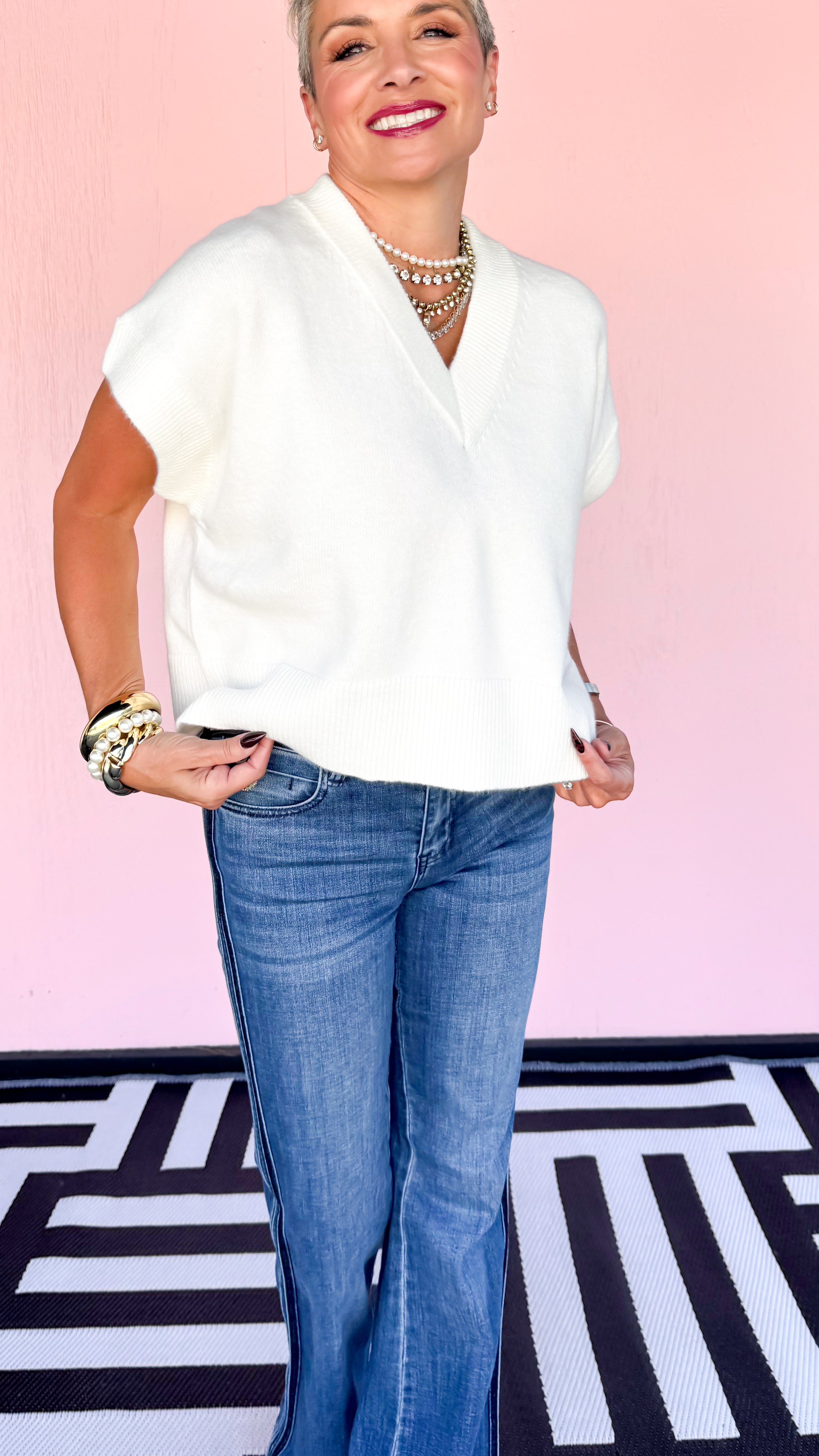 V Neck Short Sleeve Sweater/Cream