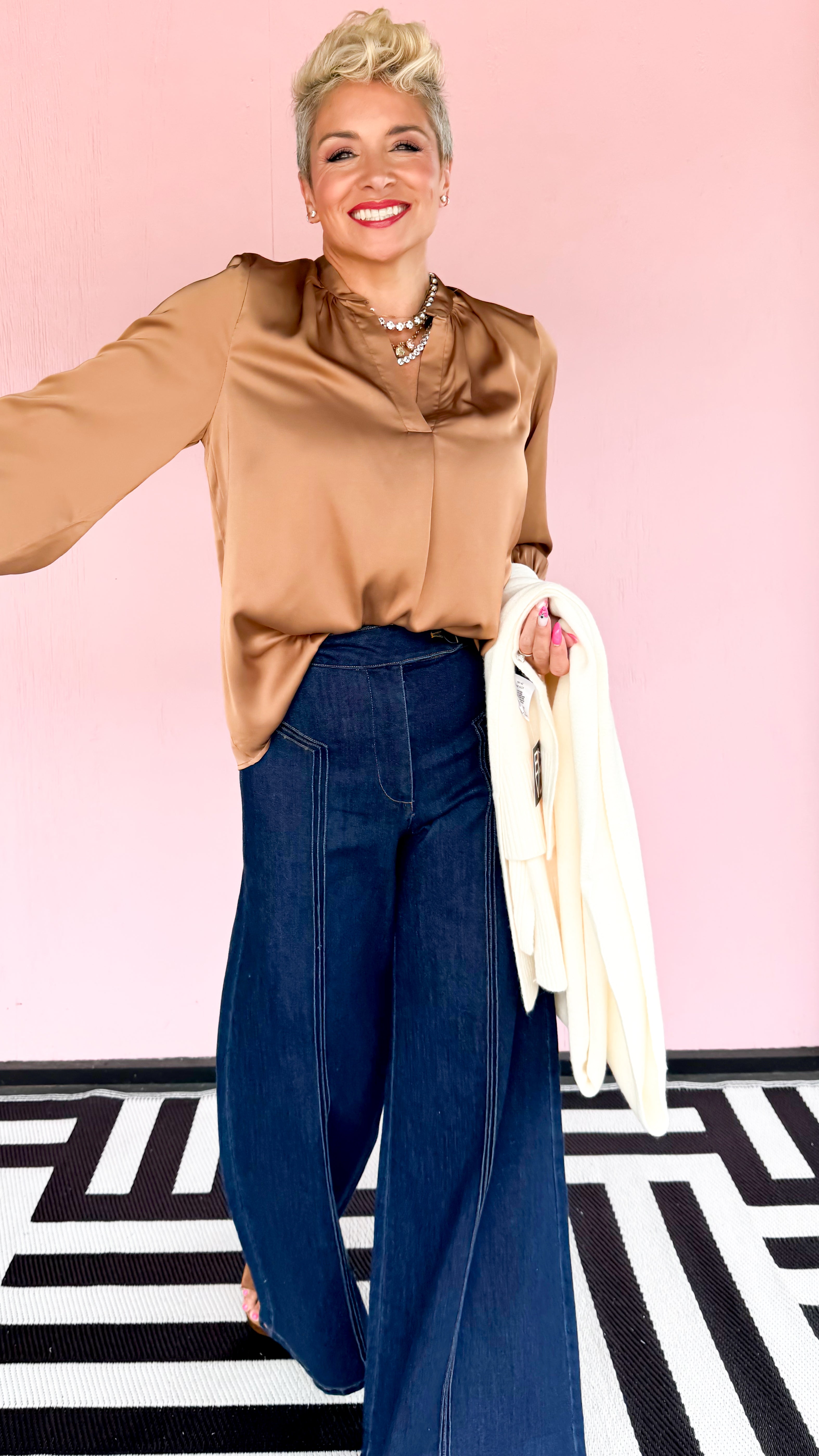 Roma Placket VNeck Top/Coffee