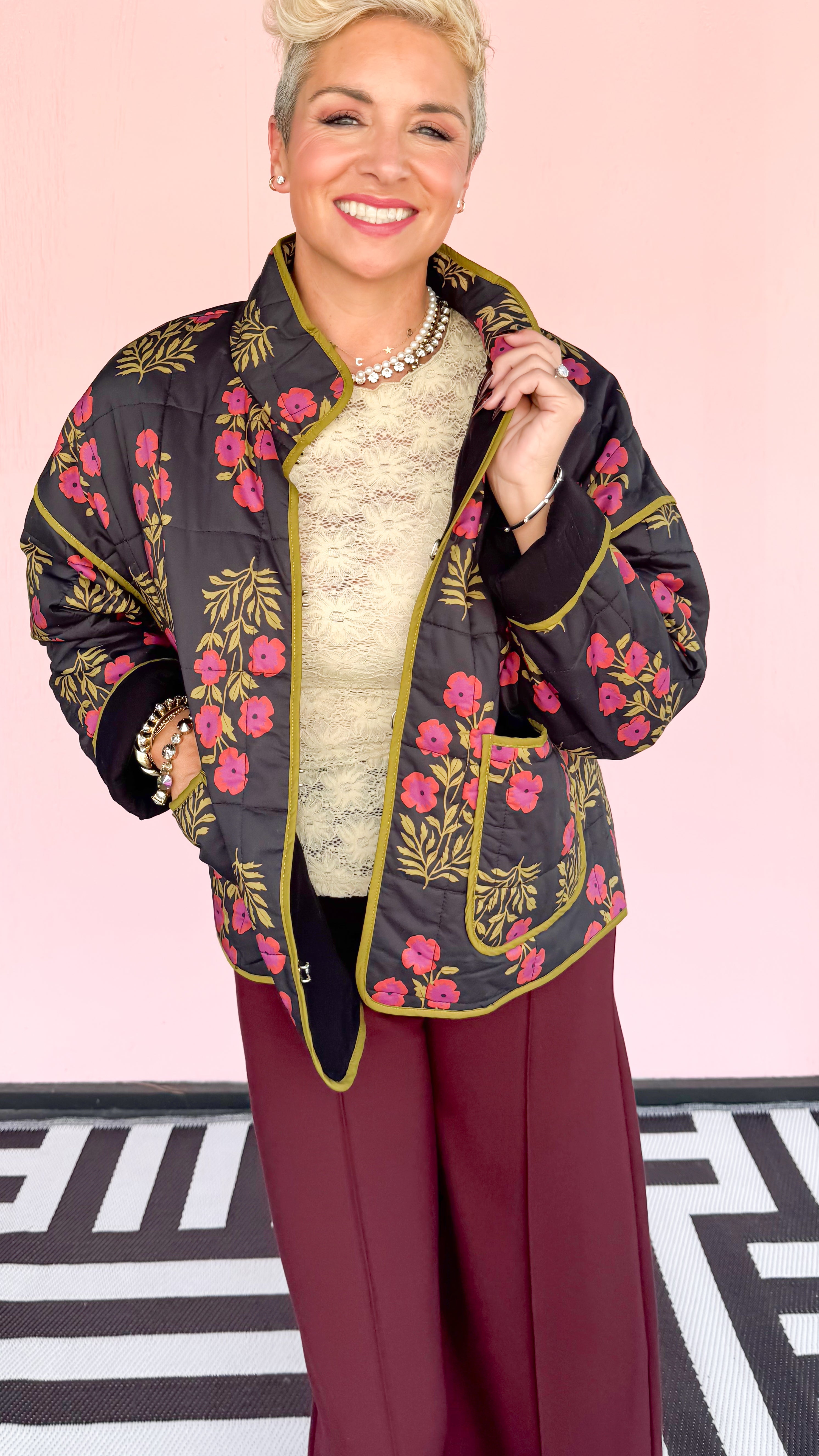 Quilted Short Floral Jacket/Black