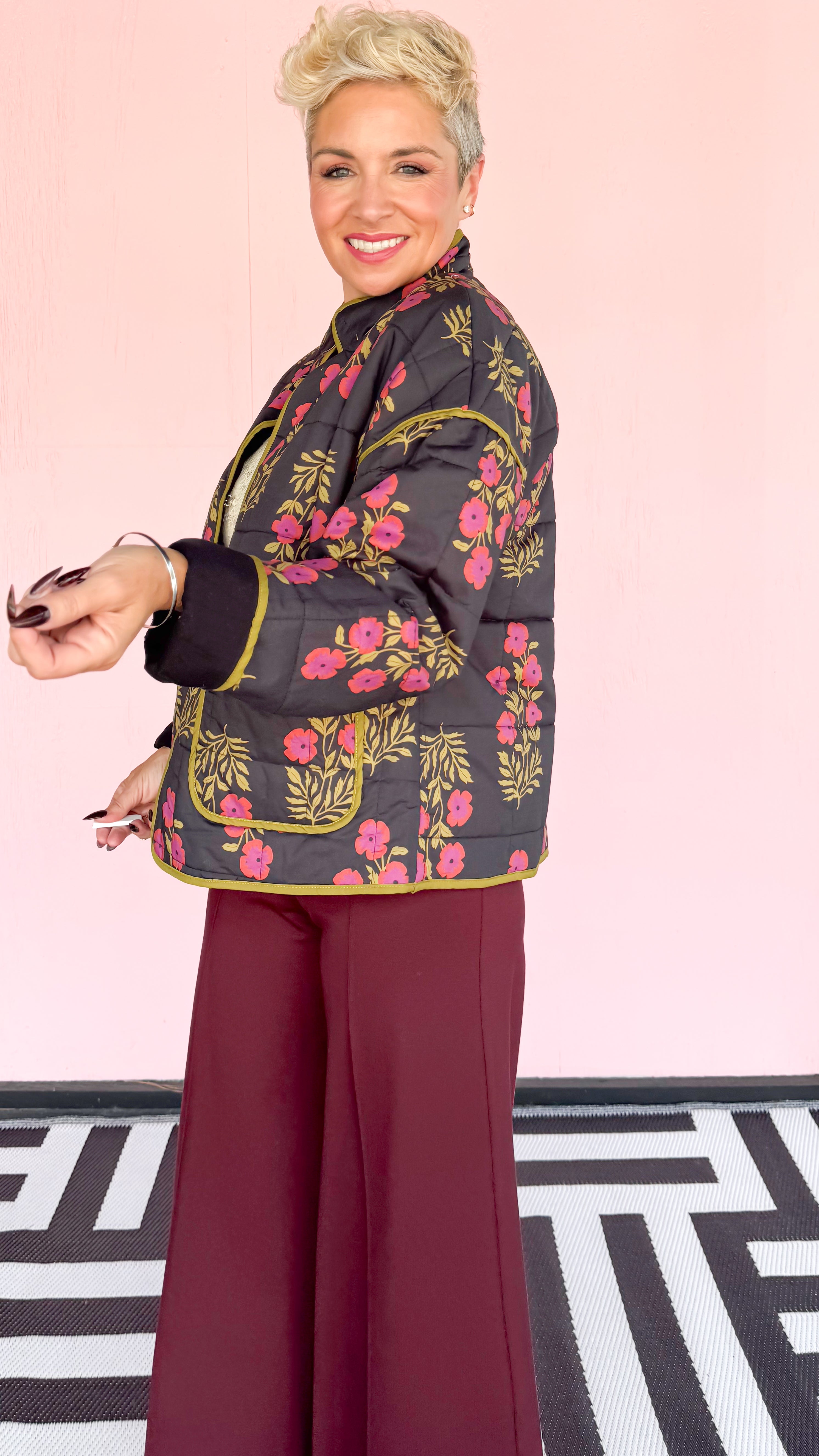 Quilted Short Floral Jacket/Black