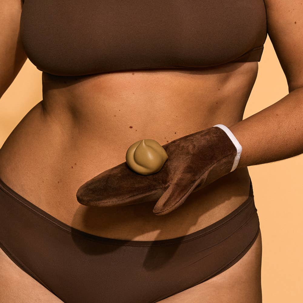 Tanning mitt product photo - alternate view - BLVD Boutik
