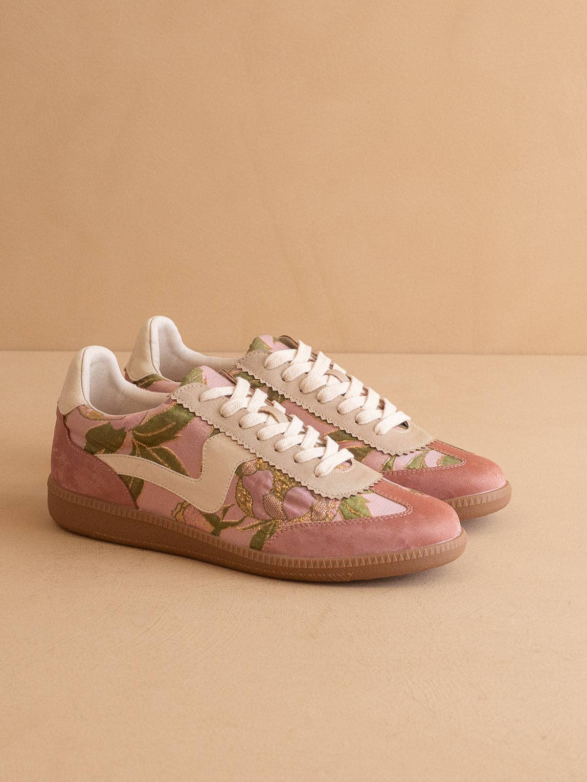 Rose Garden Classic Sneakers