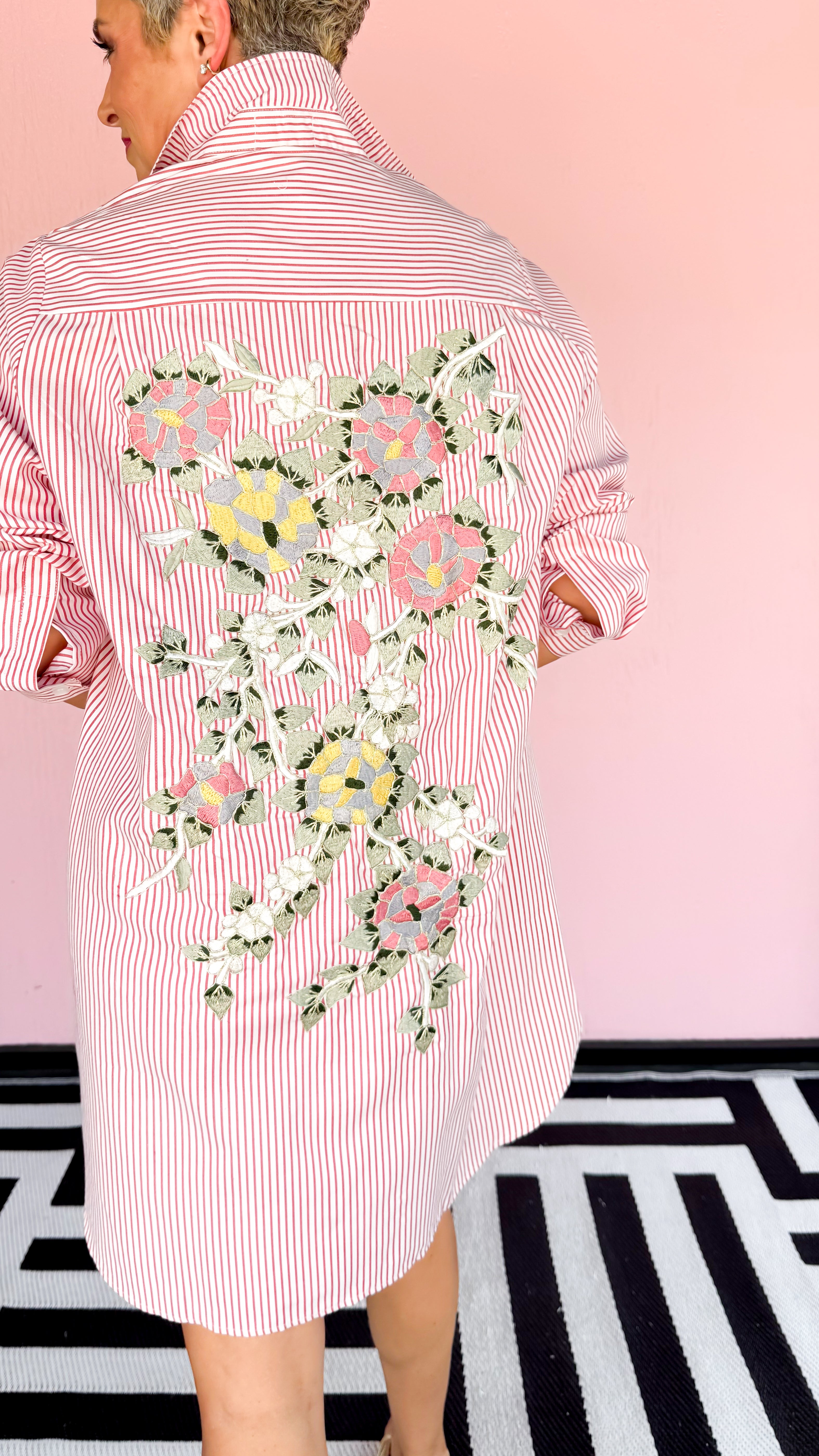 Lucia Embroidered Shirt Dress/Red
