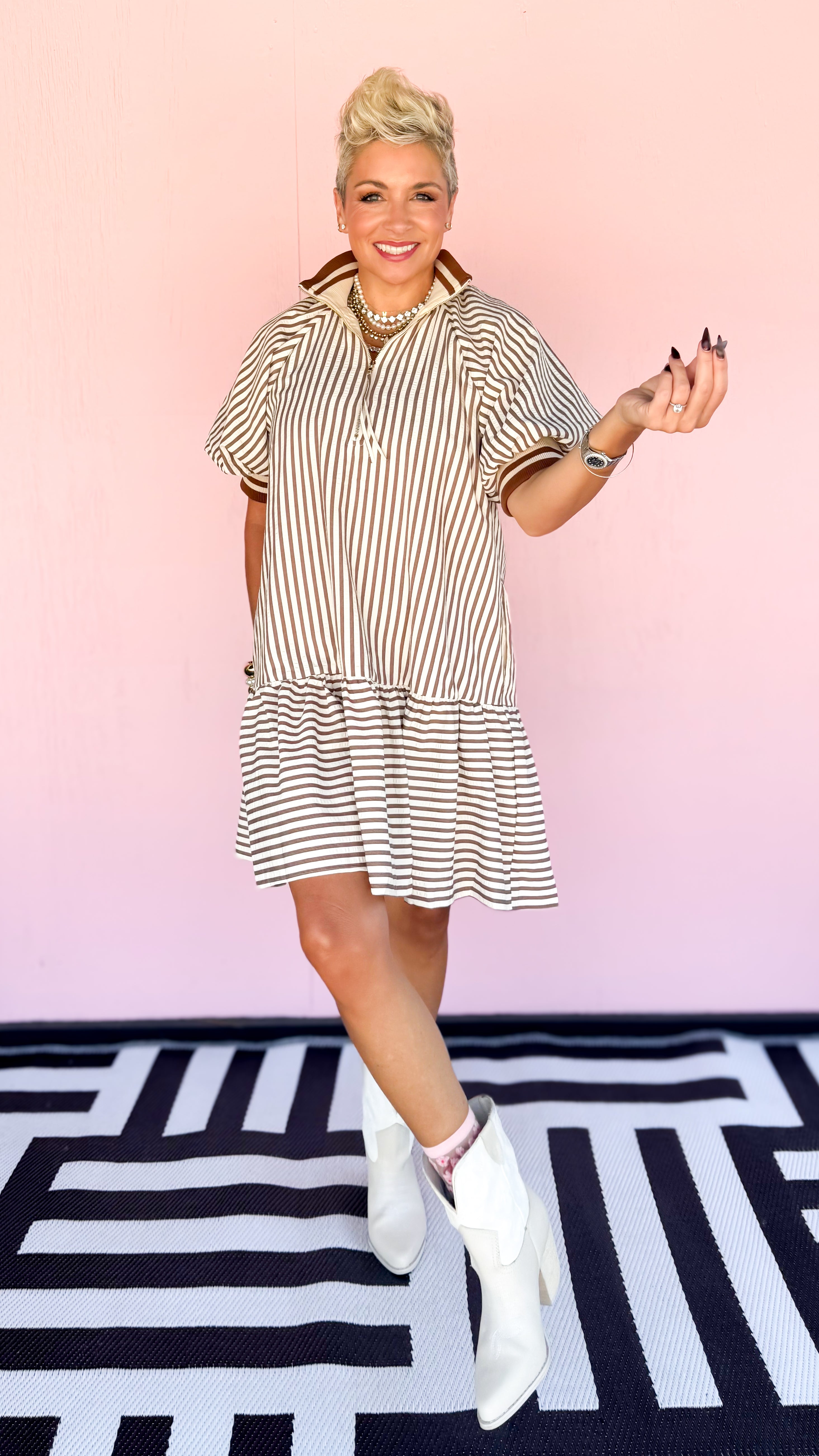 Striped 1/2 Zip Short Dress/Brown