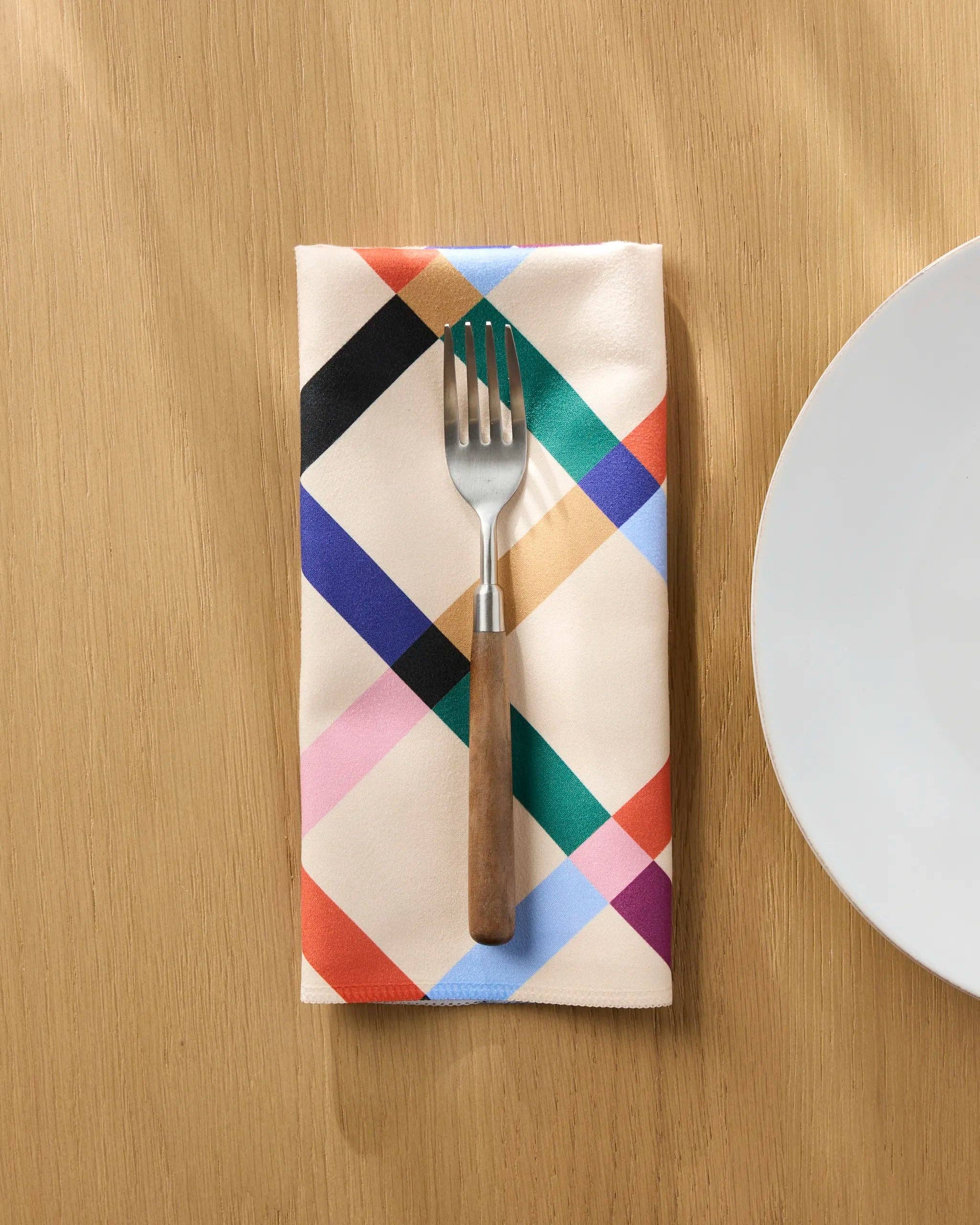 Cool Grid Dinner Napkin Set