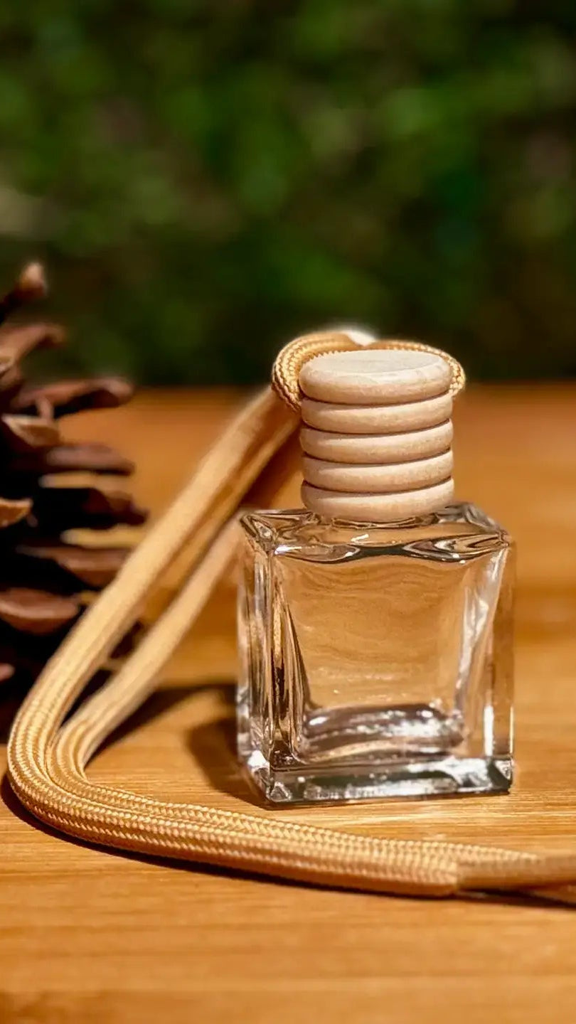 Whiskey and Oak car diffuser product photo - front view - BLVD Boutik