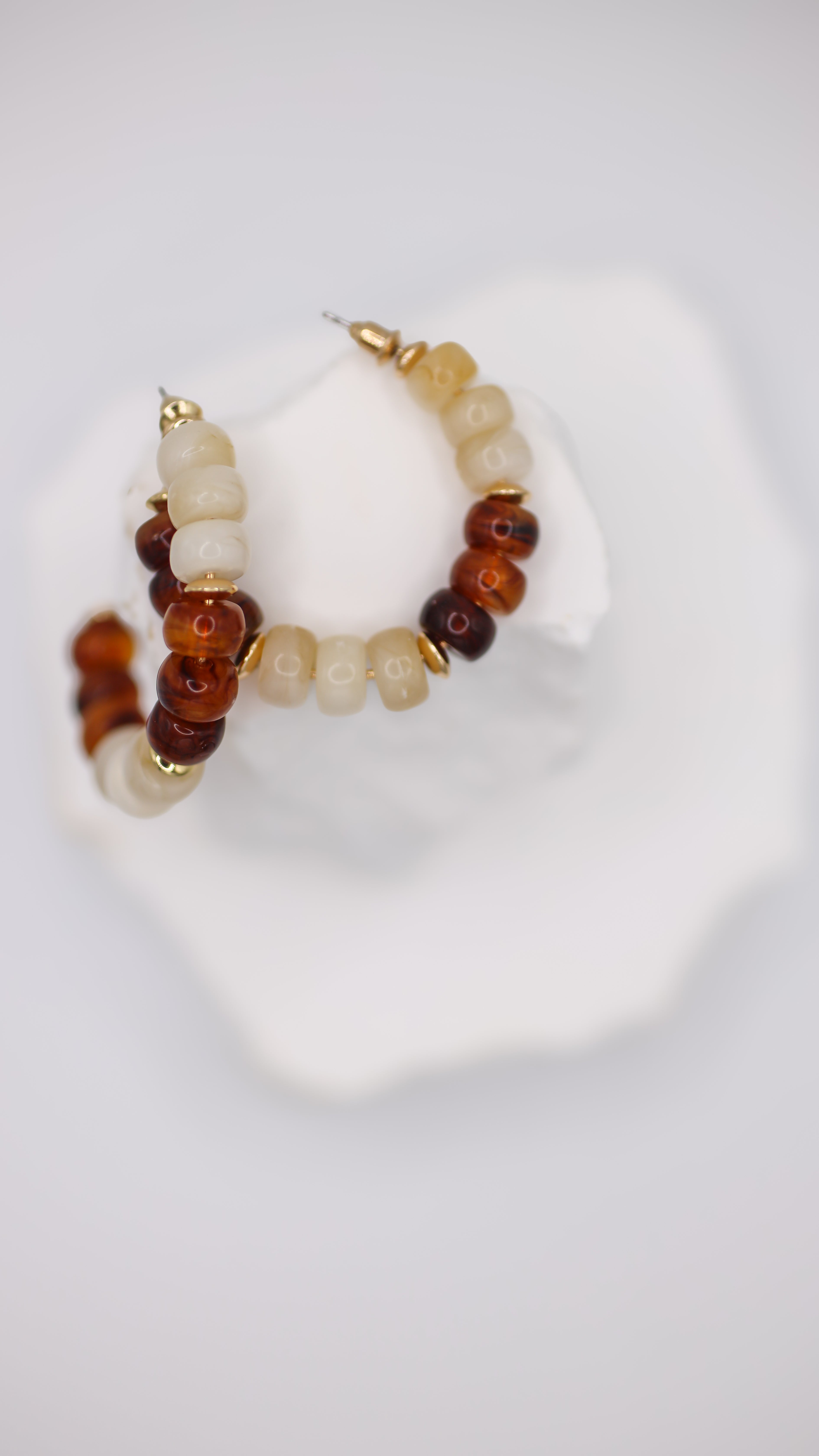 Beaded Hoop Earrings/Brown