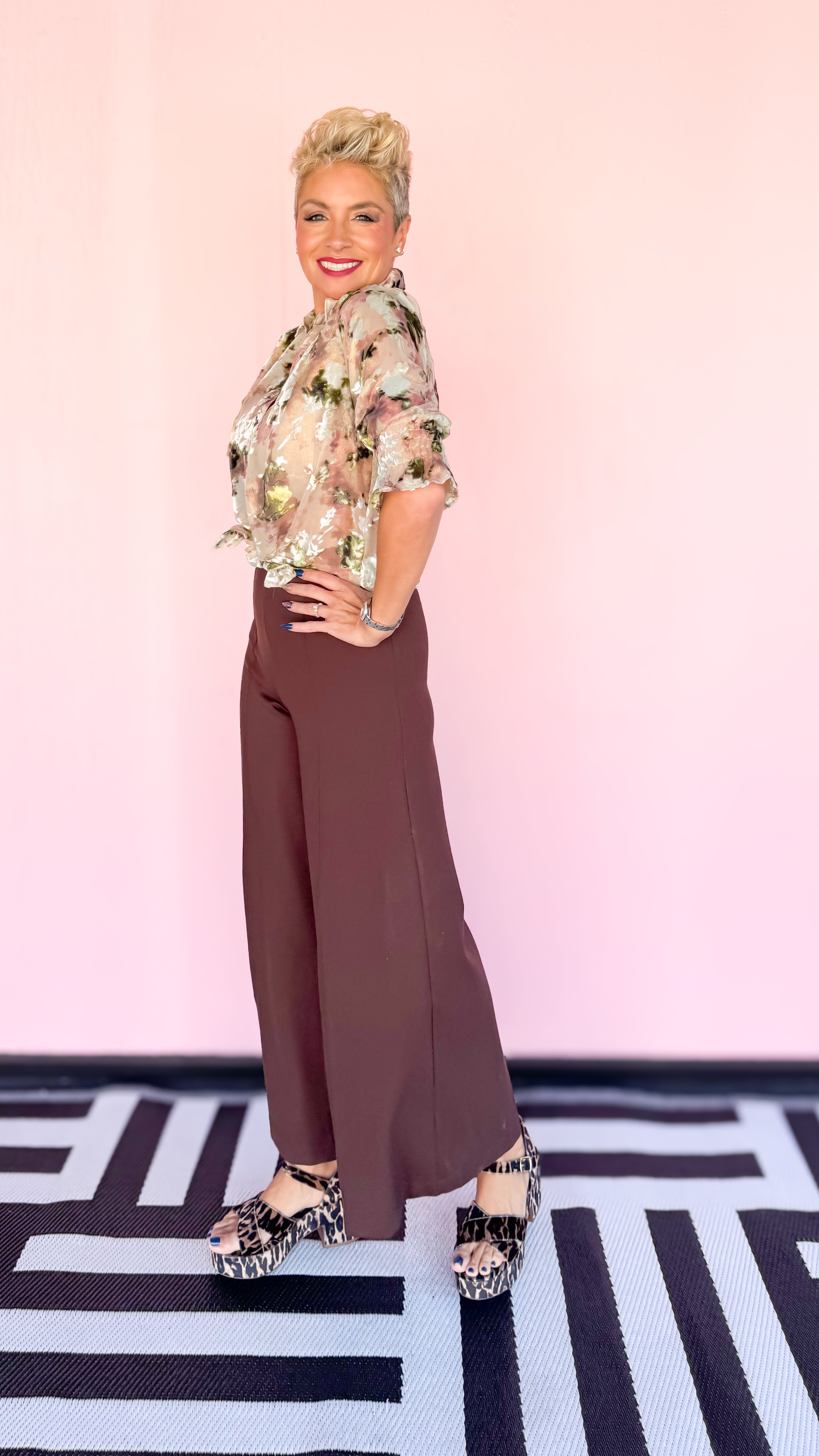 Velvet Burnout Floral Blouse/Cream