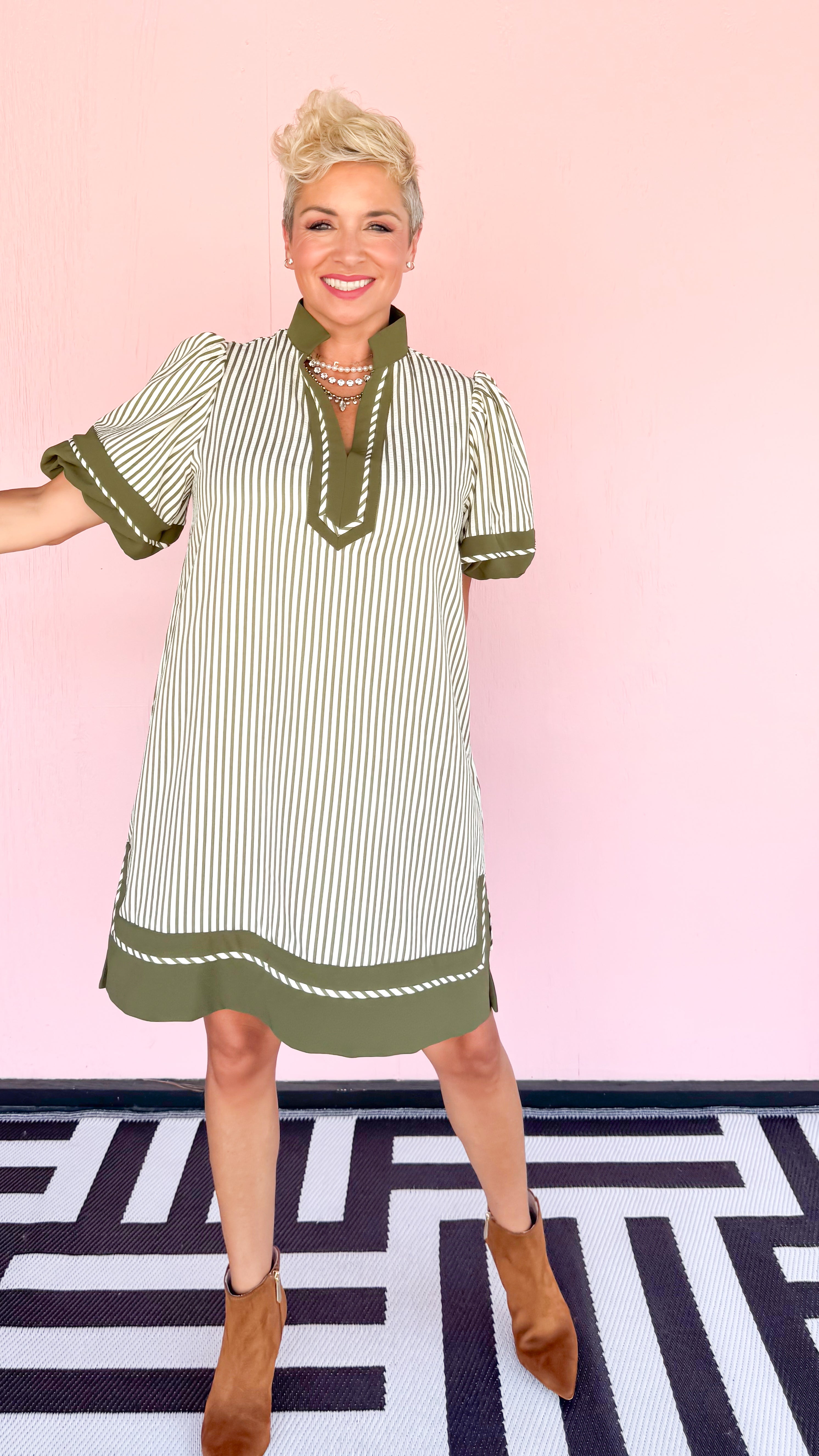Jenessa Seersucker Short Dress/Green