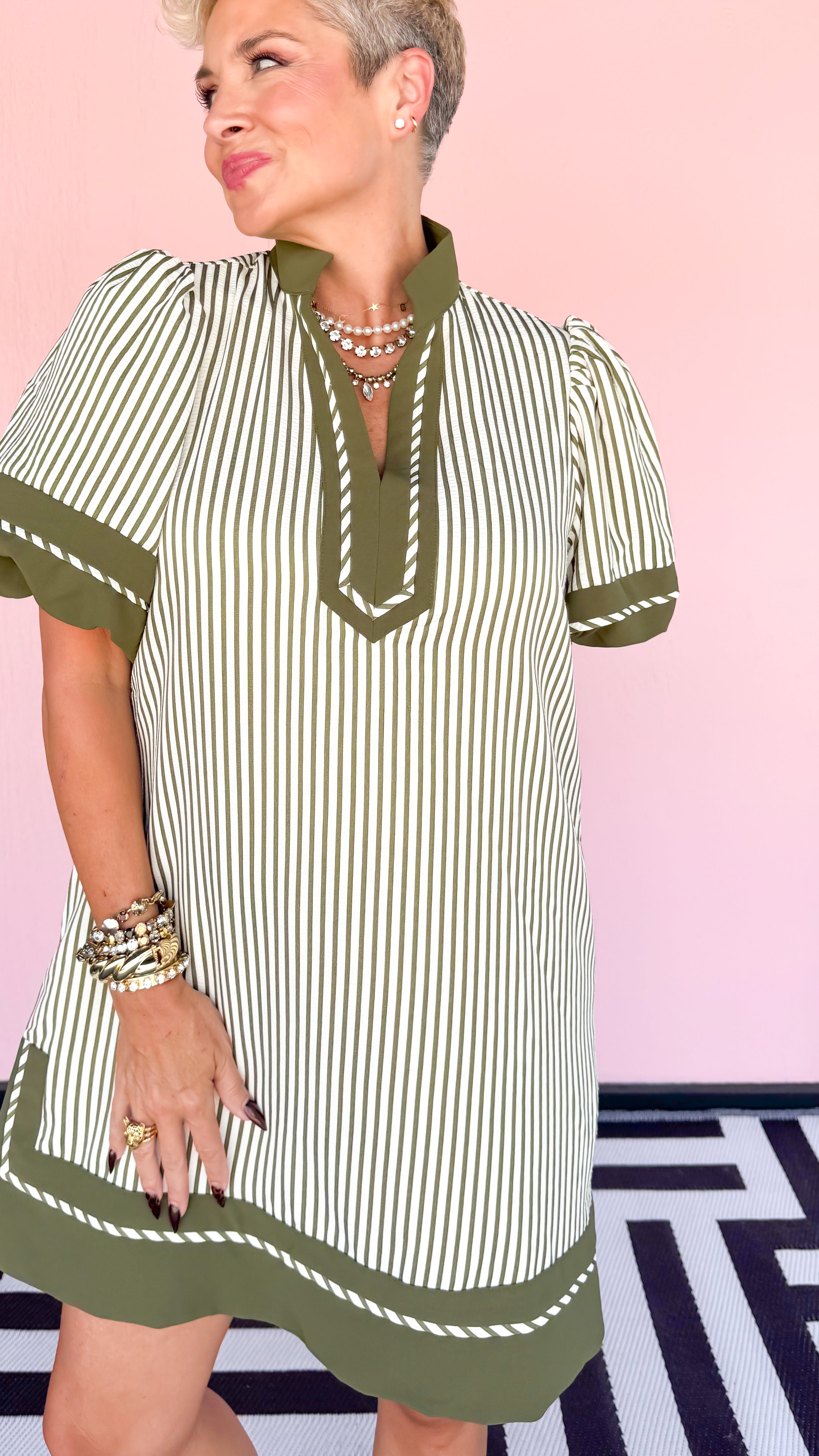 Jenessa Seersucker Short Dress/Green