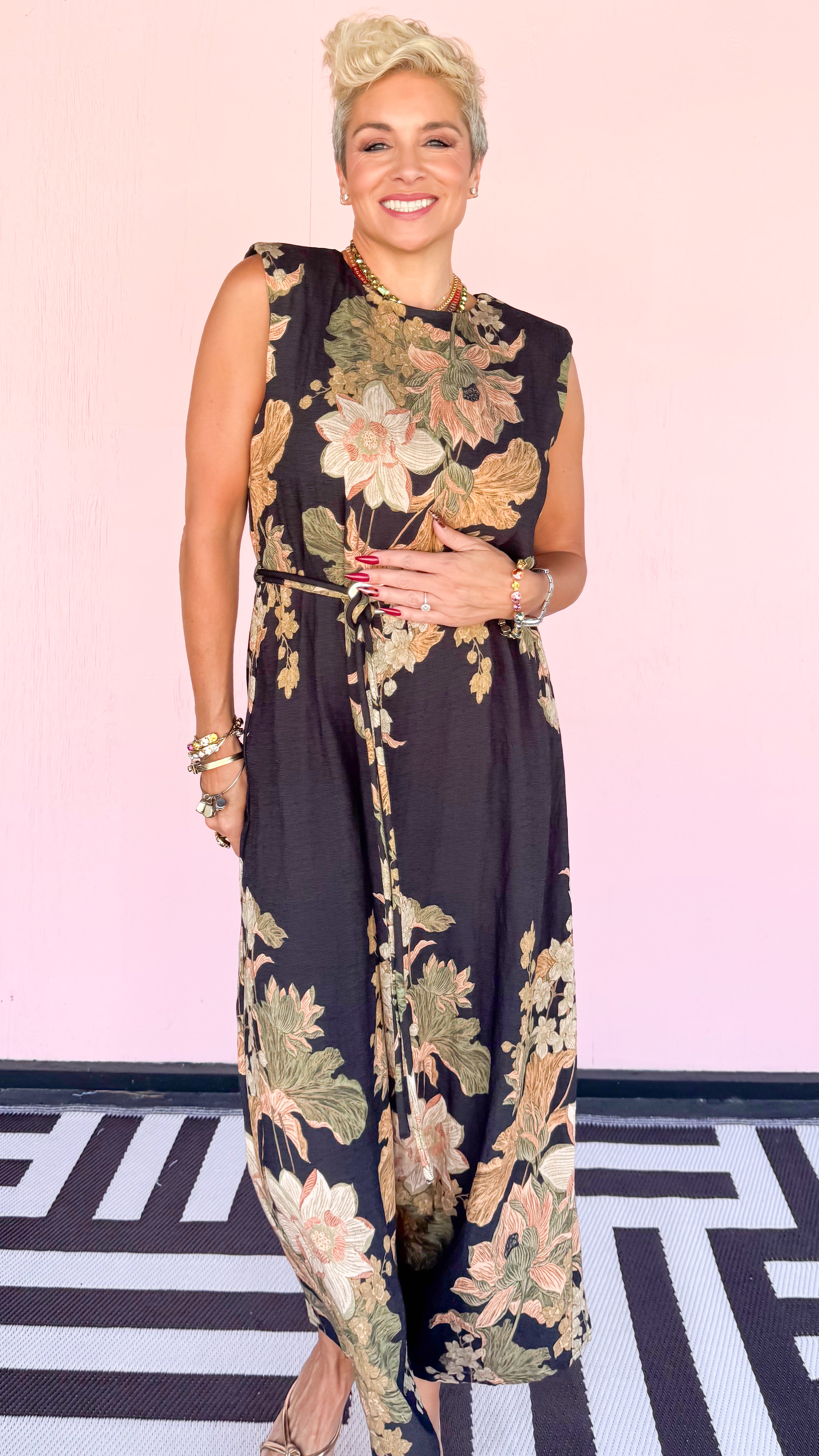 Floral Maxi Sleeveless Belted Dress/Black