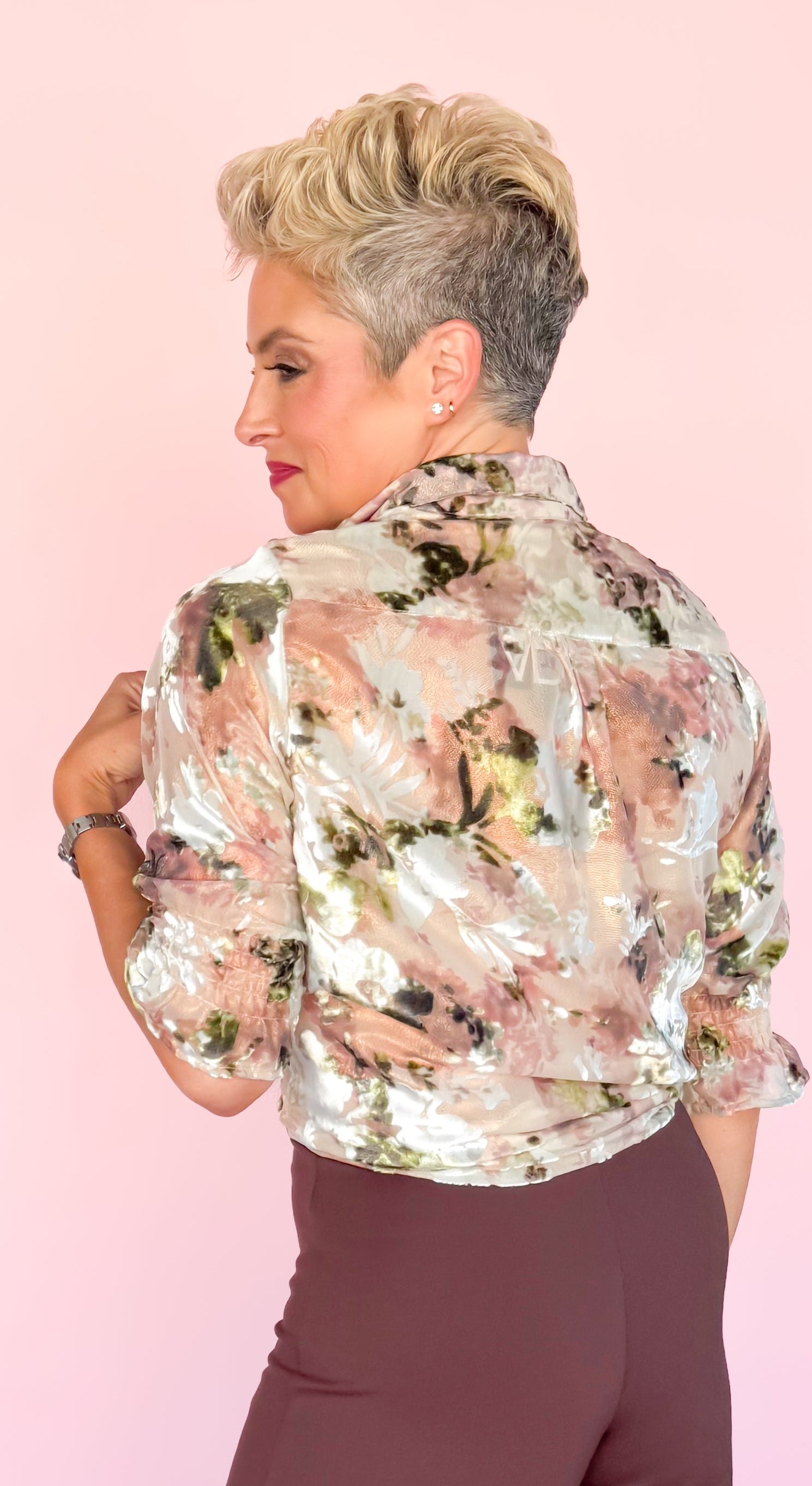 Velvet Burnout Floral Blouse/Cream