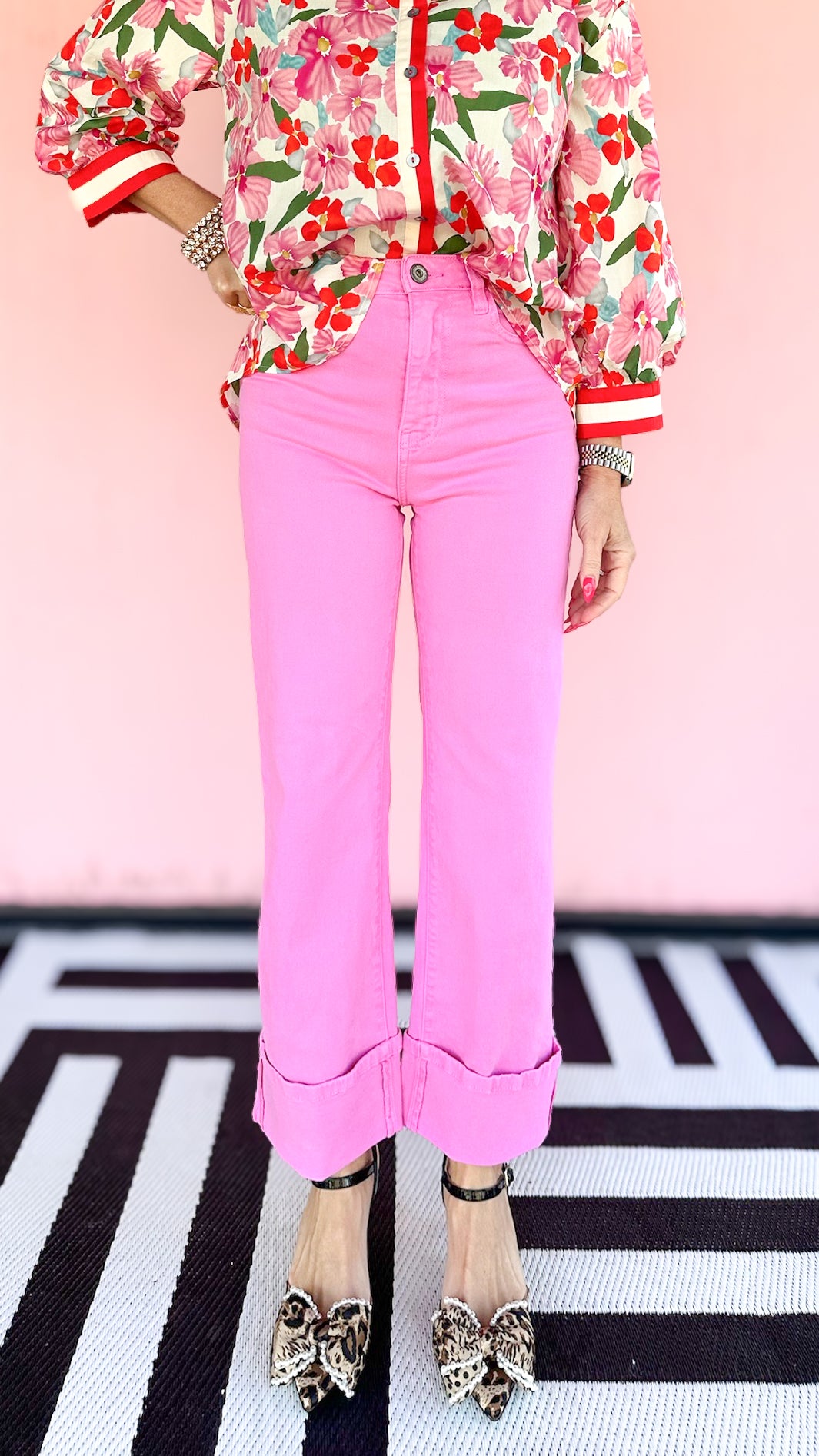 Straight Leg Cropped Jean/Pink