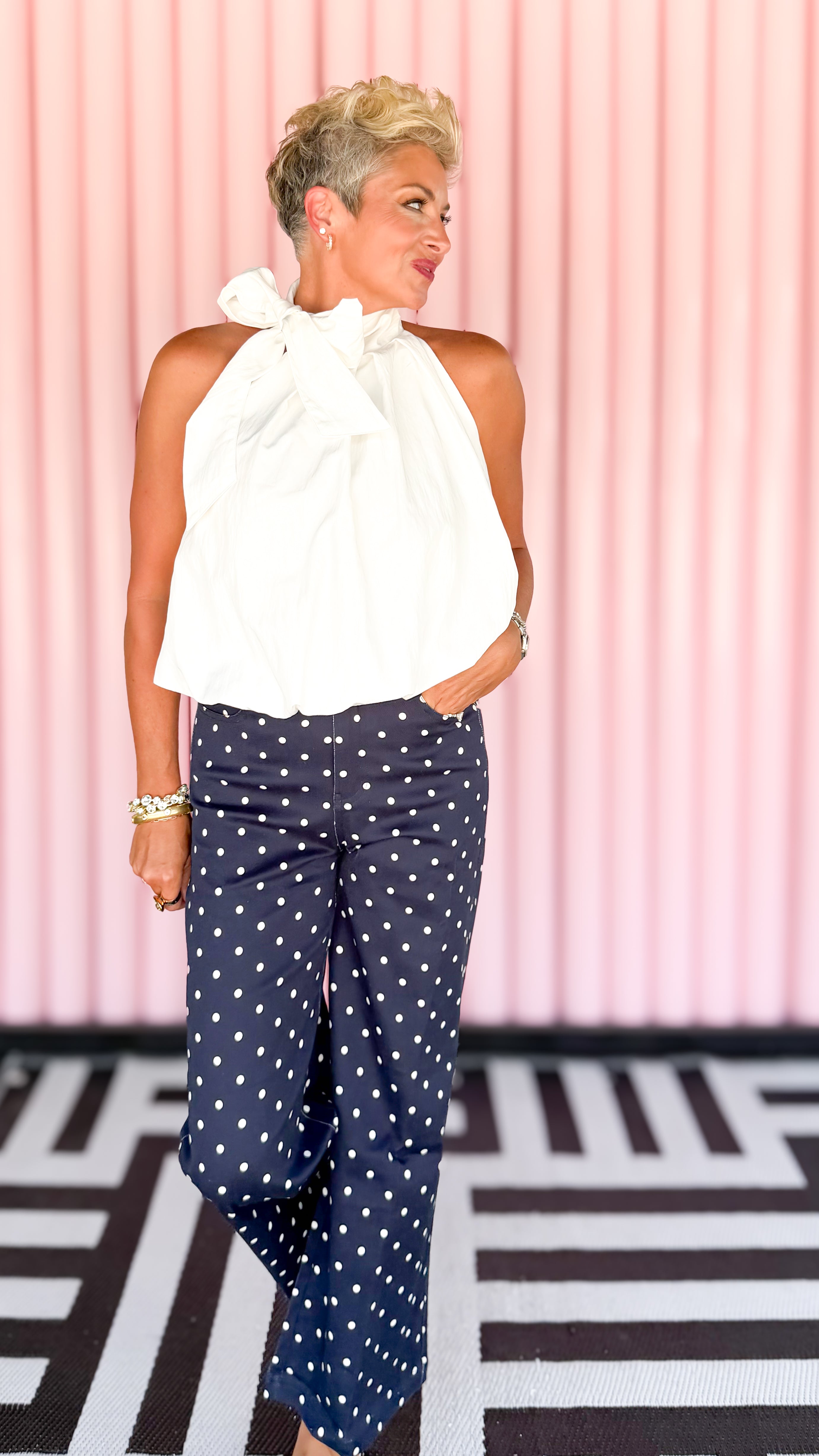 High Neck Bubble Hem Top/White