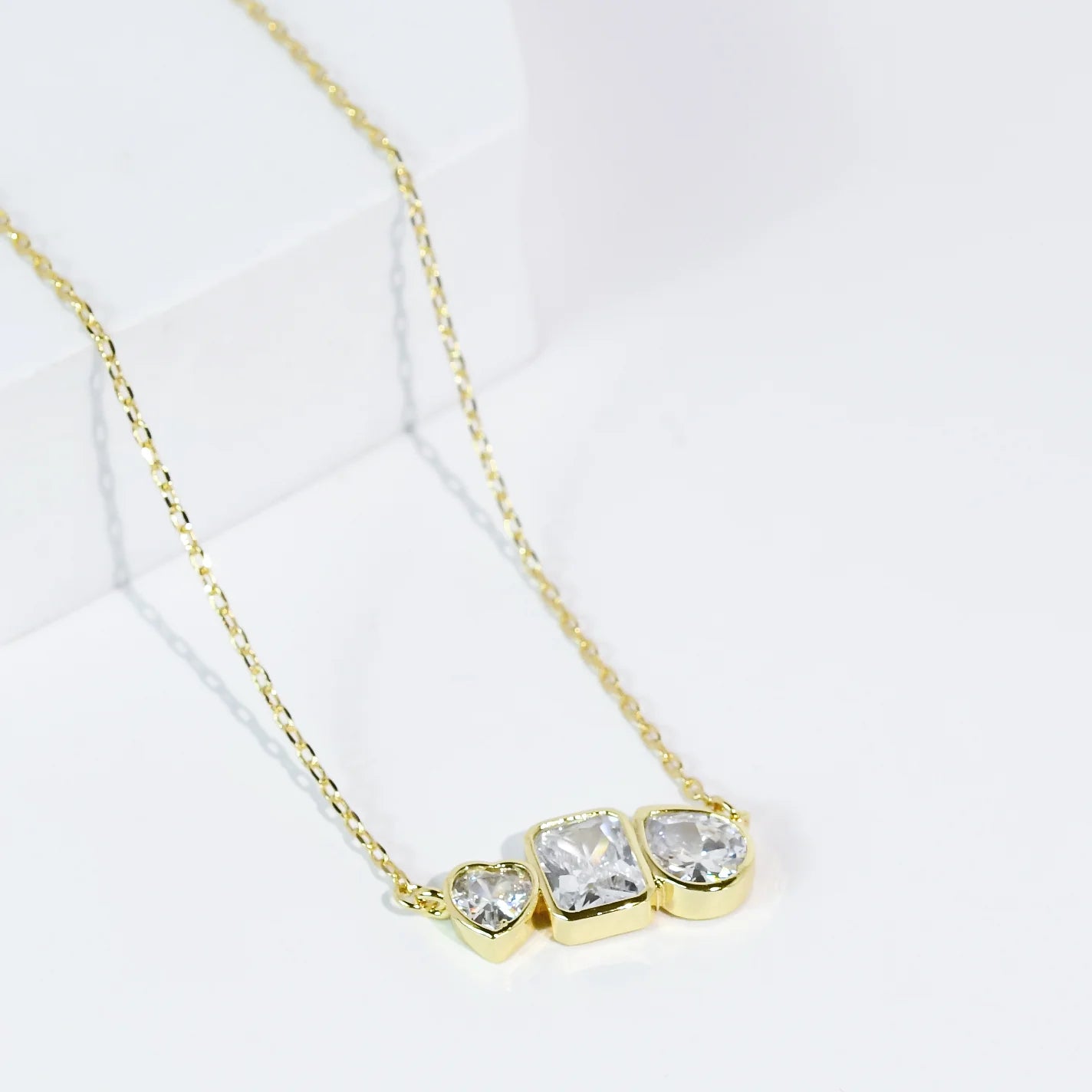 Crystal Love Trio Necklace/Gold - The BLVD