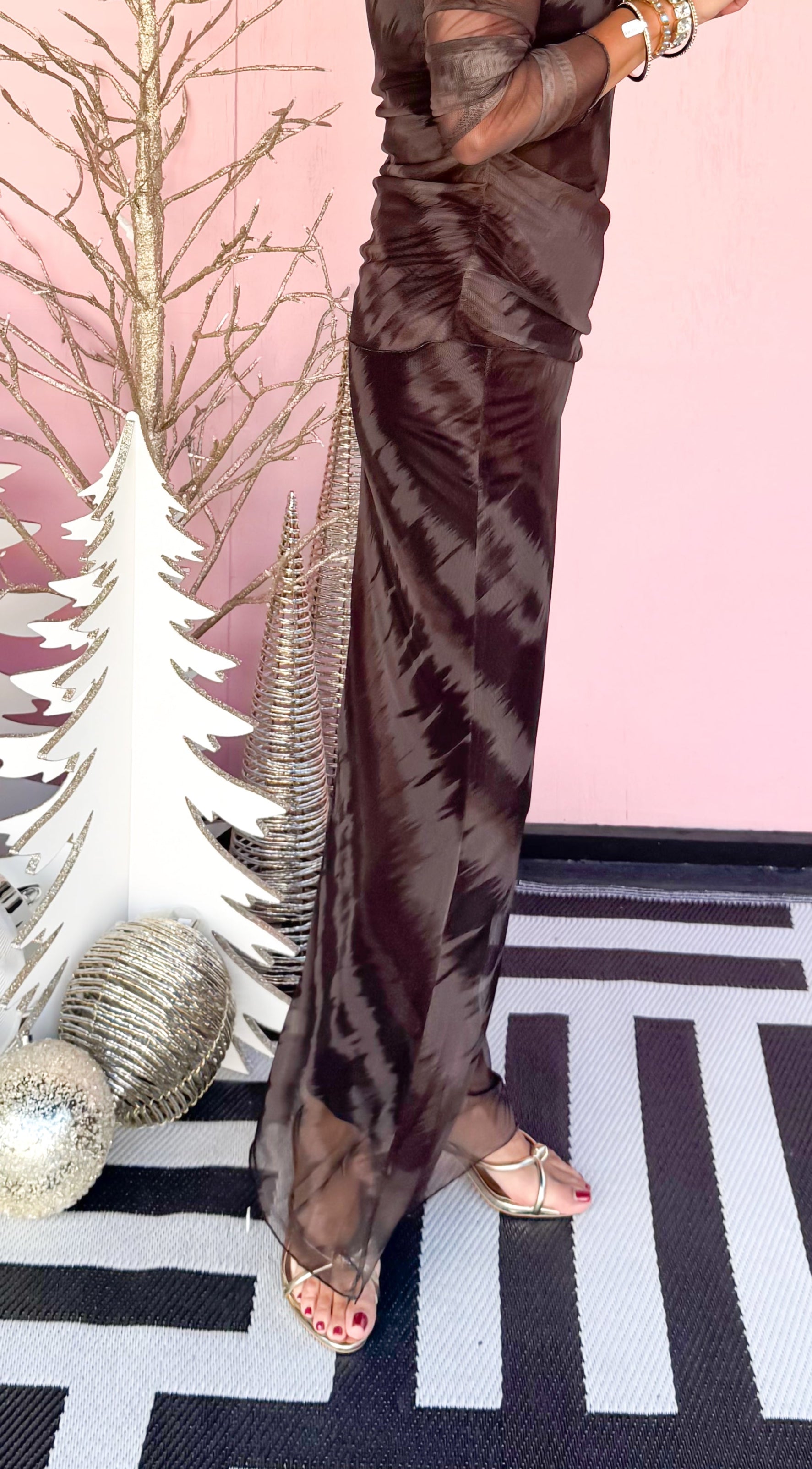 Diagonal Mesh Maxi Skirt/Brown