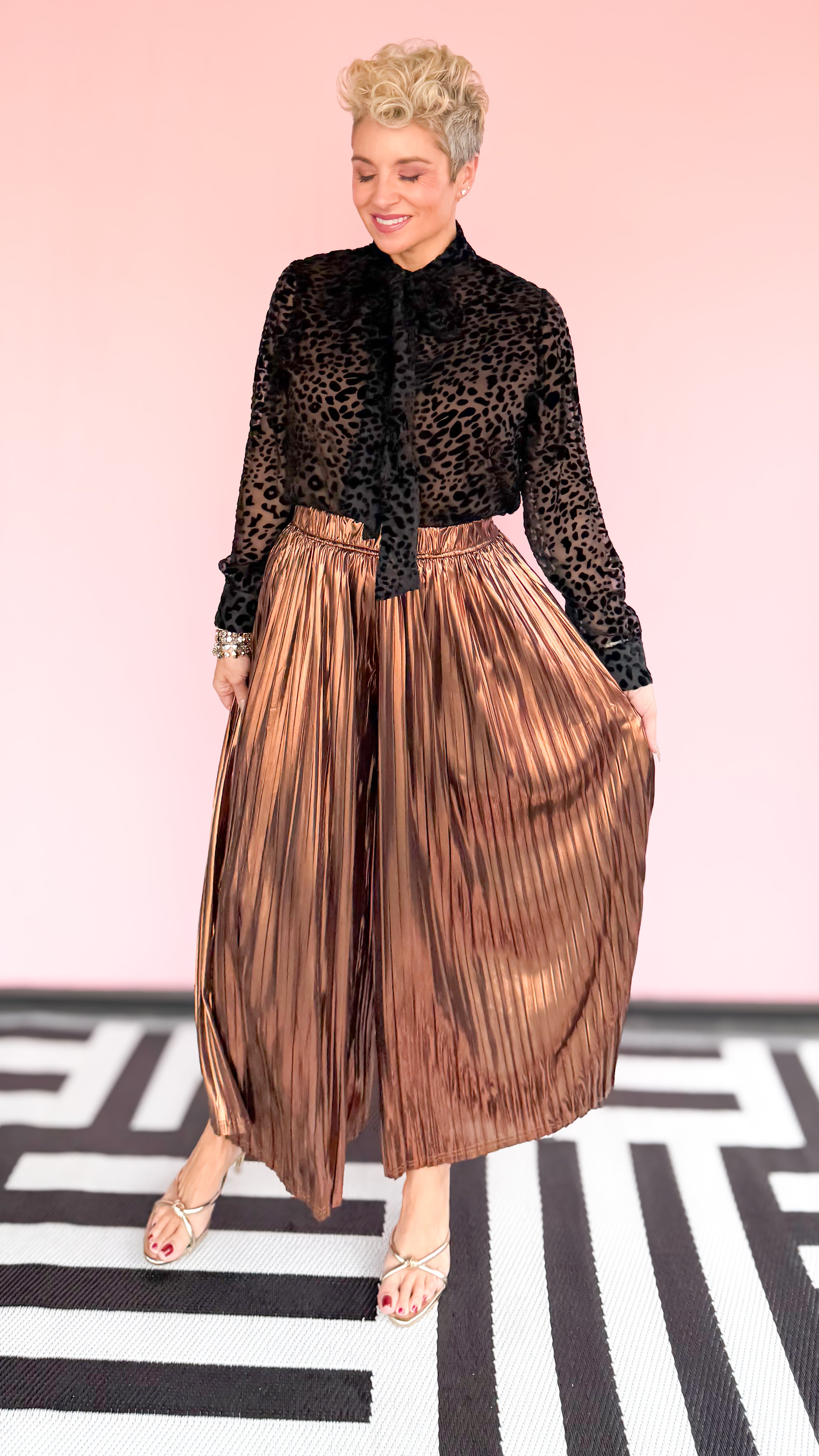 Pleated Metallic Culotte Pant/Brown