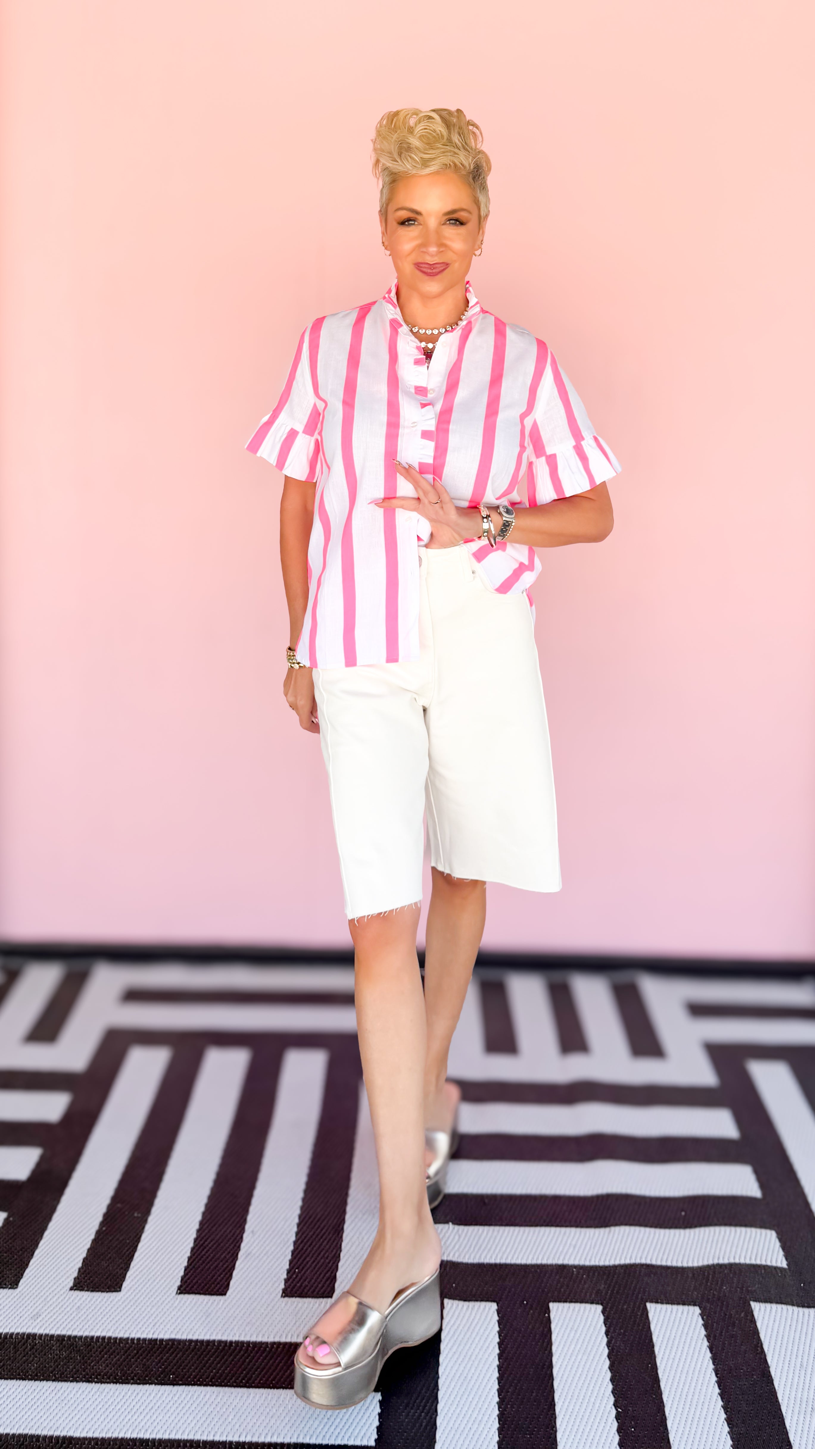 Jessica jorts with rough hem worn on model - detail view - BLVD Boutik