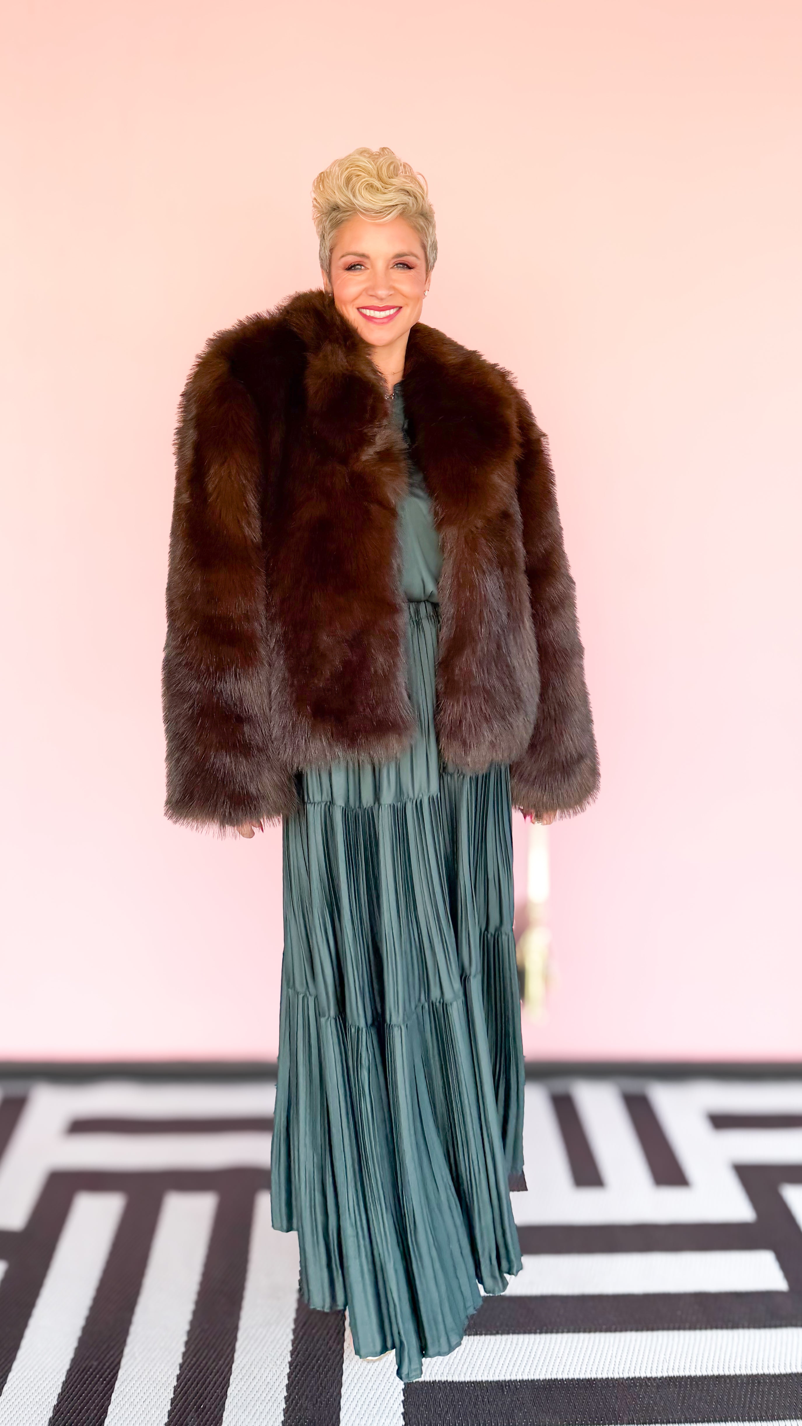 Faux Short Fur Coat/Chocolate