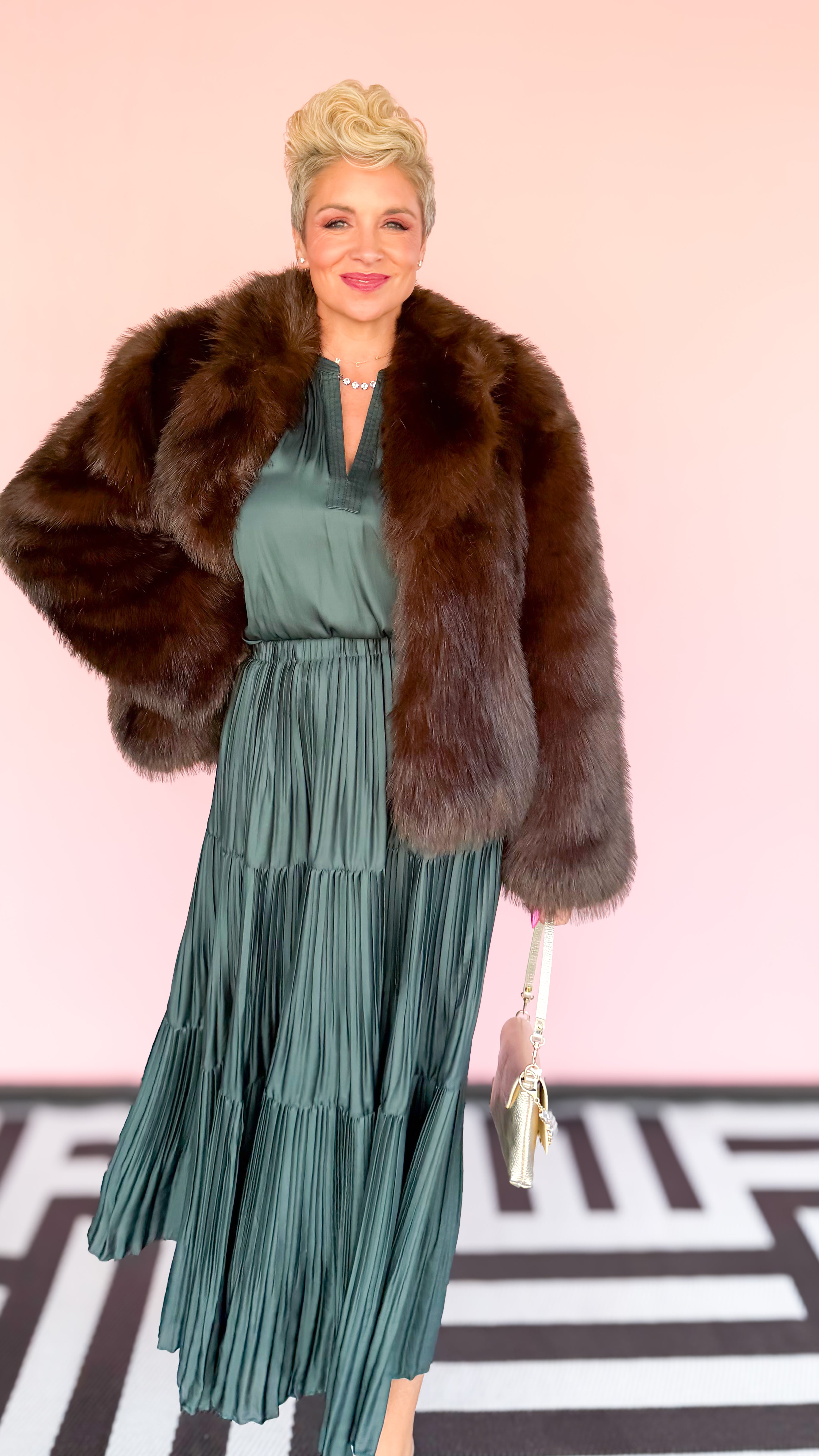 Faux Short Fur Coat/Chocolate