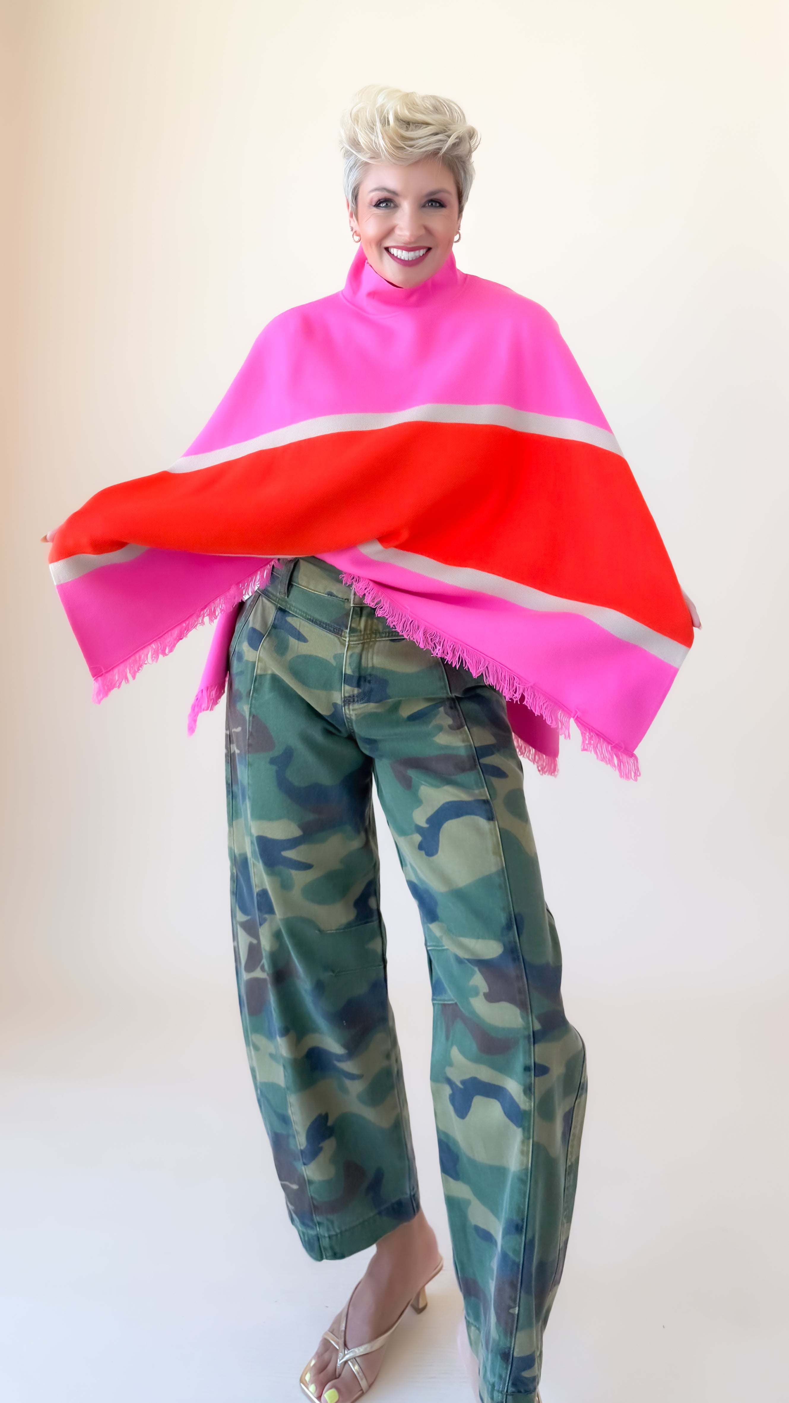 Barrel Leg Cropped Pants/Camo