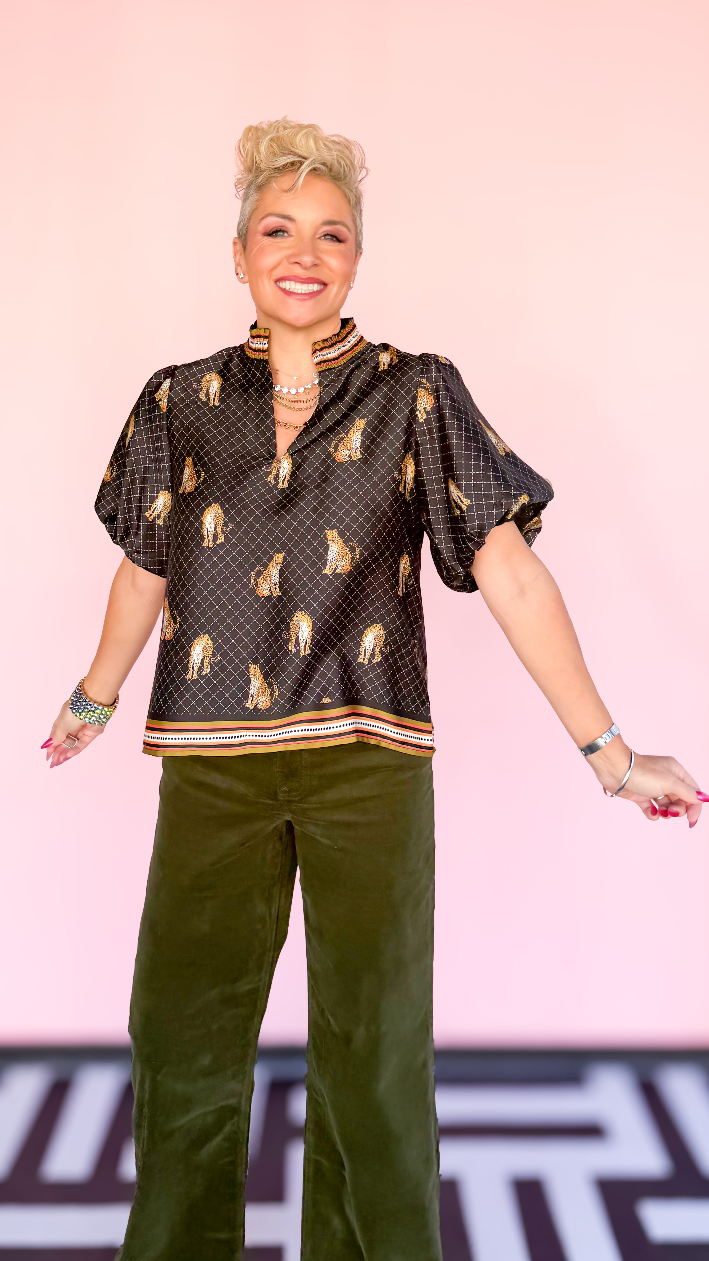 Puff Sleeve Leopard V-Neck Top