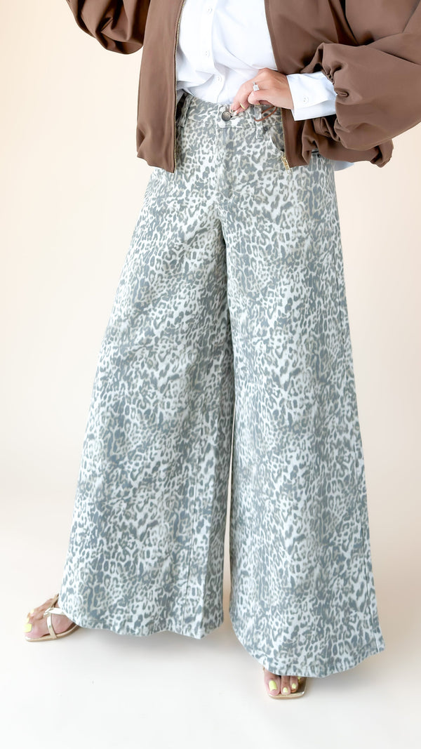 Zimi Leopard Printed Jeans/Grey