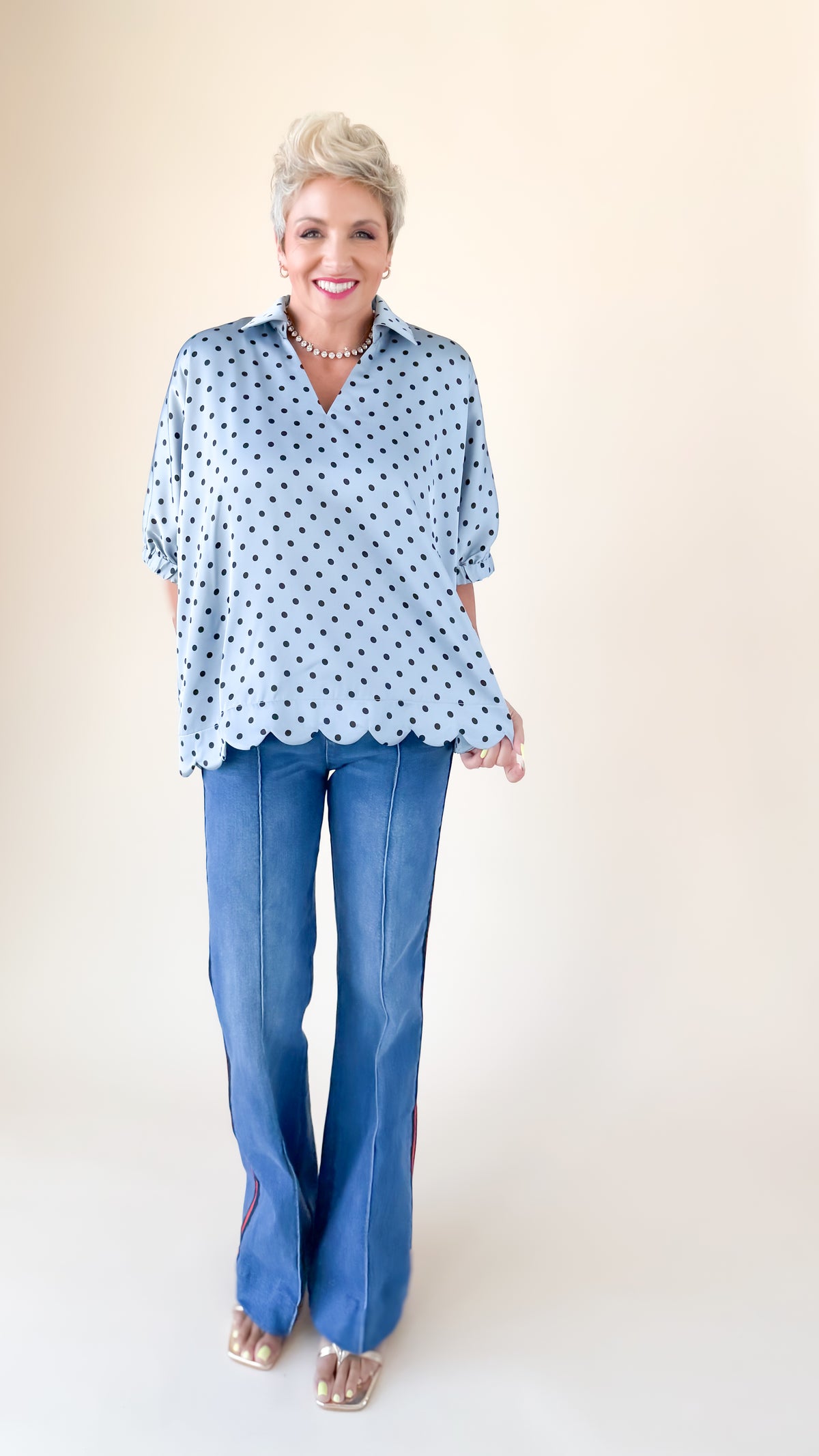 Satin Scallop Hem Top/Blue