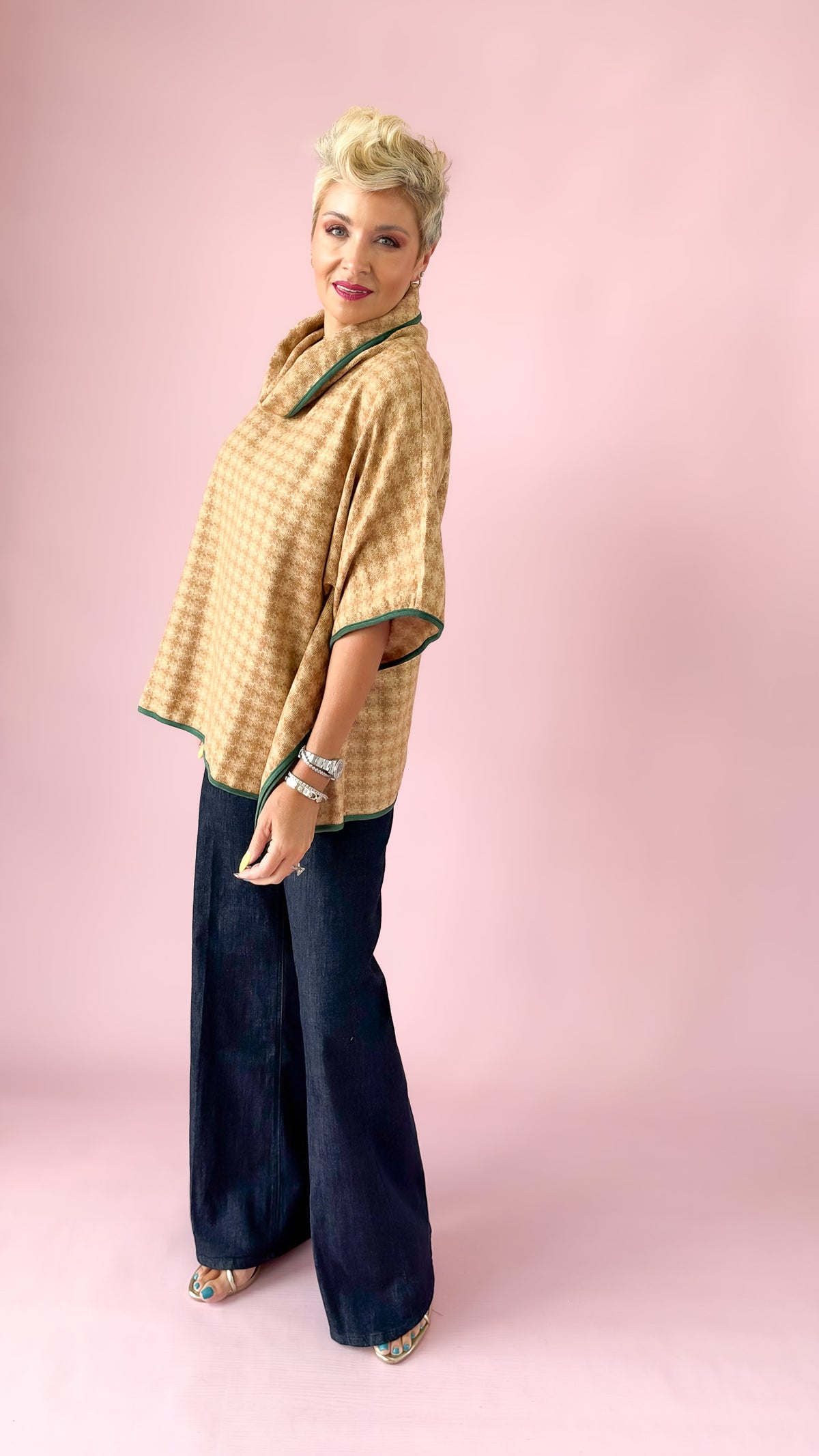 Houndstooth Cowl Neck Poncho/Cream