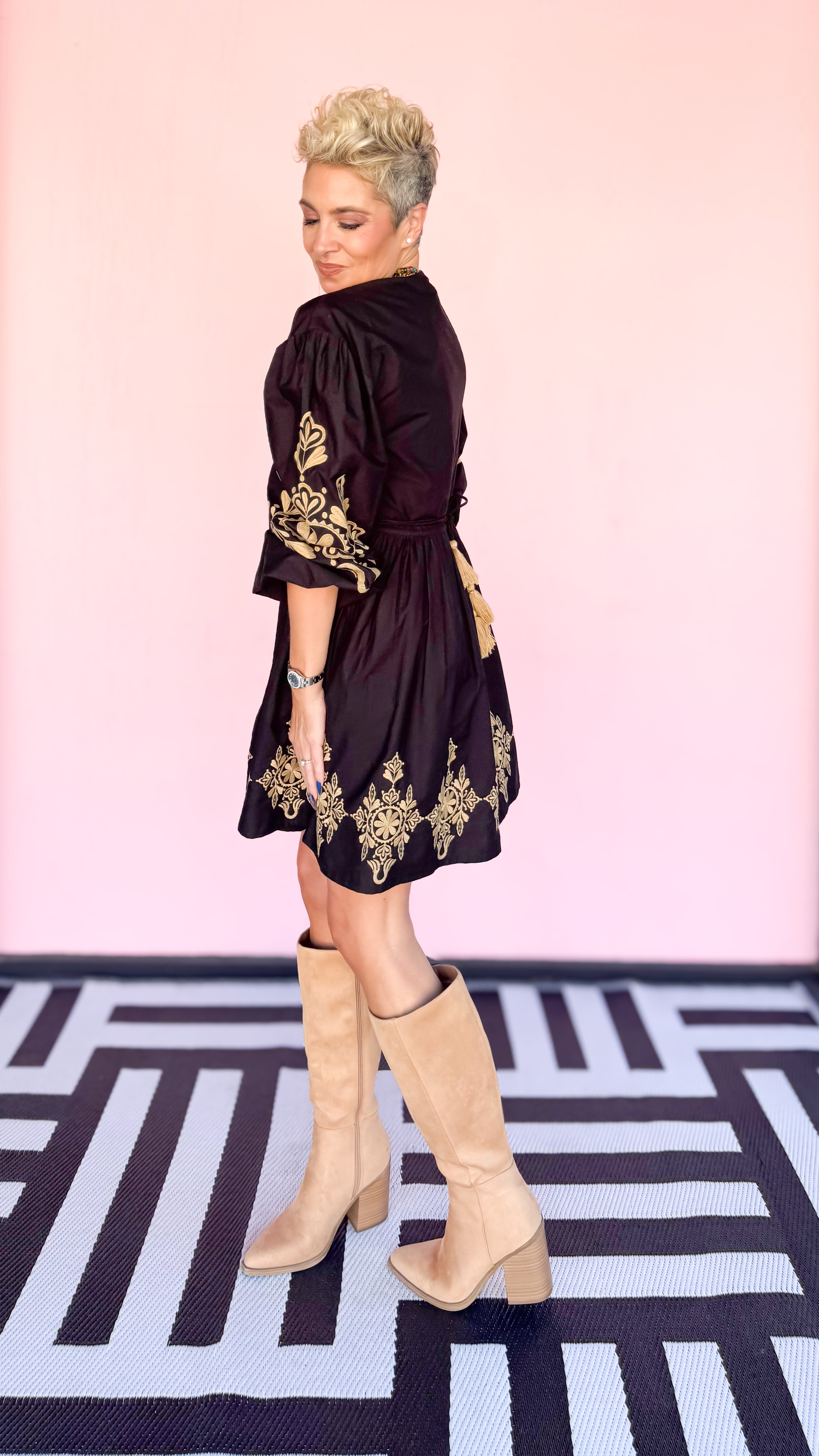 Vica Embroidered Mini Dress/Black - The BLVD