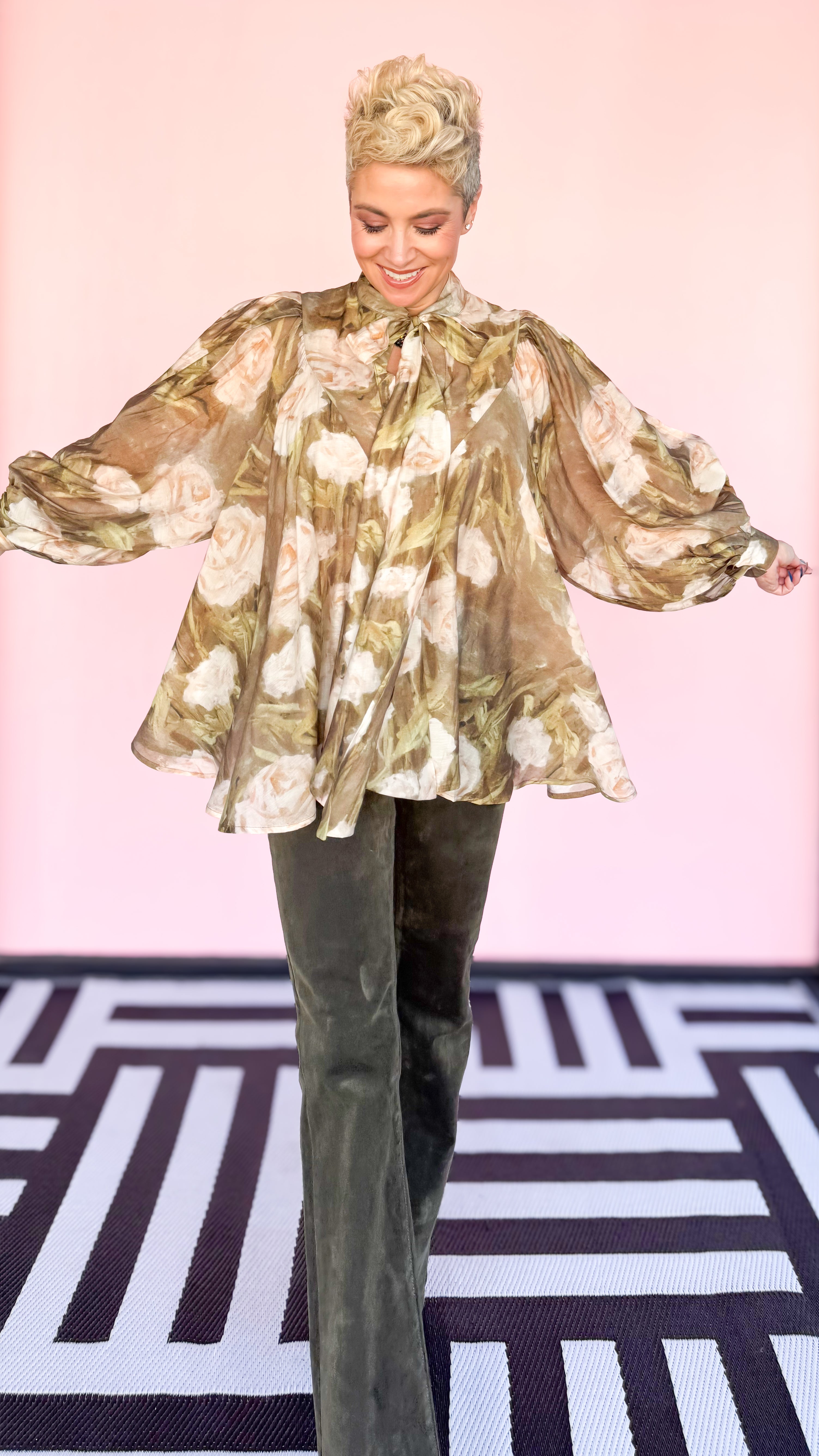 Oversized Rose Blouse/Green - The BLVD