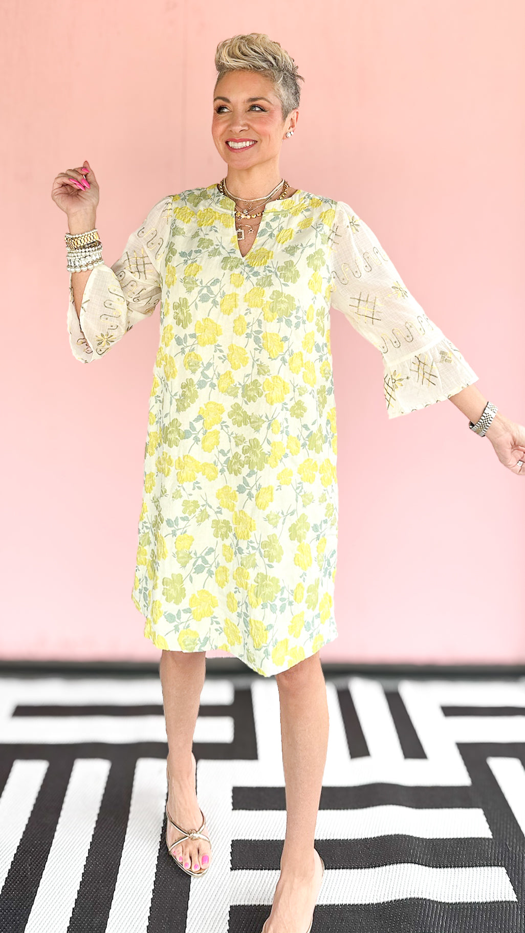 Lennon Sheer Sleeve Dress / Yellow