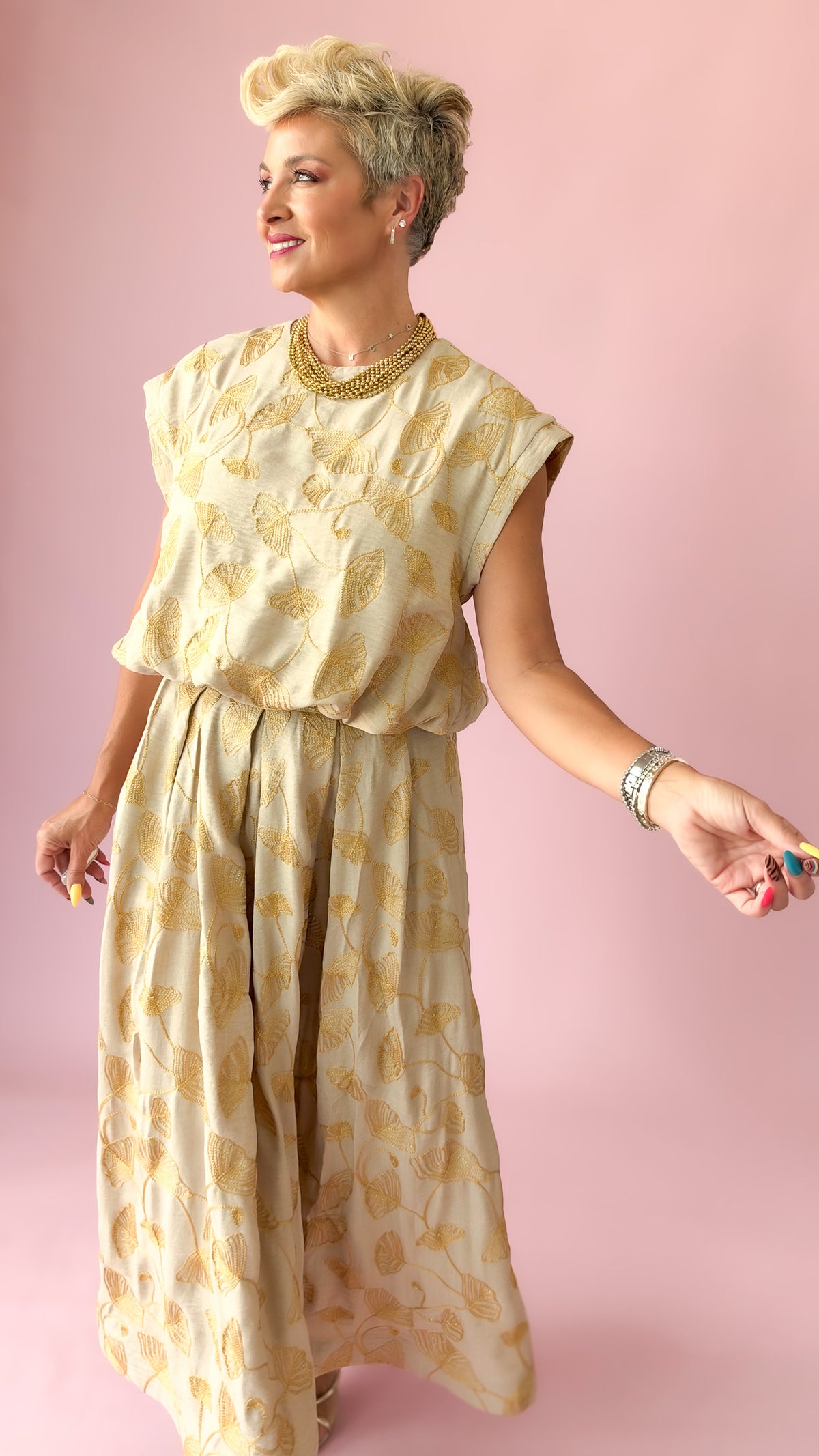 Embroidered Bubble Top/Beige