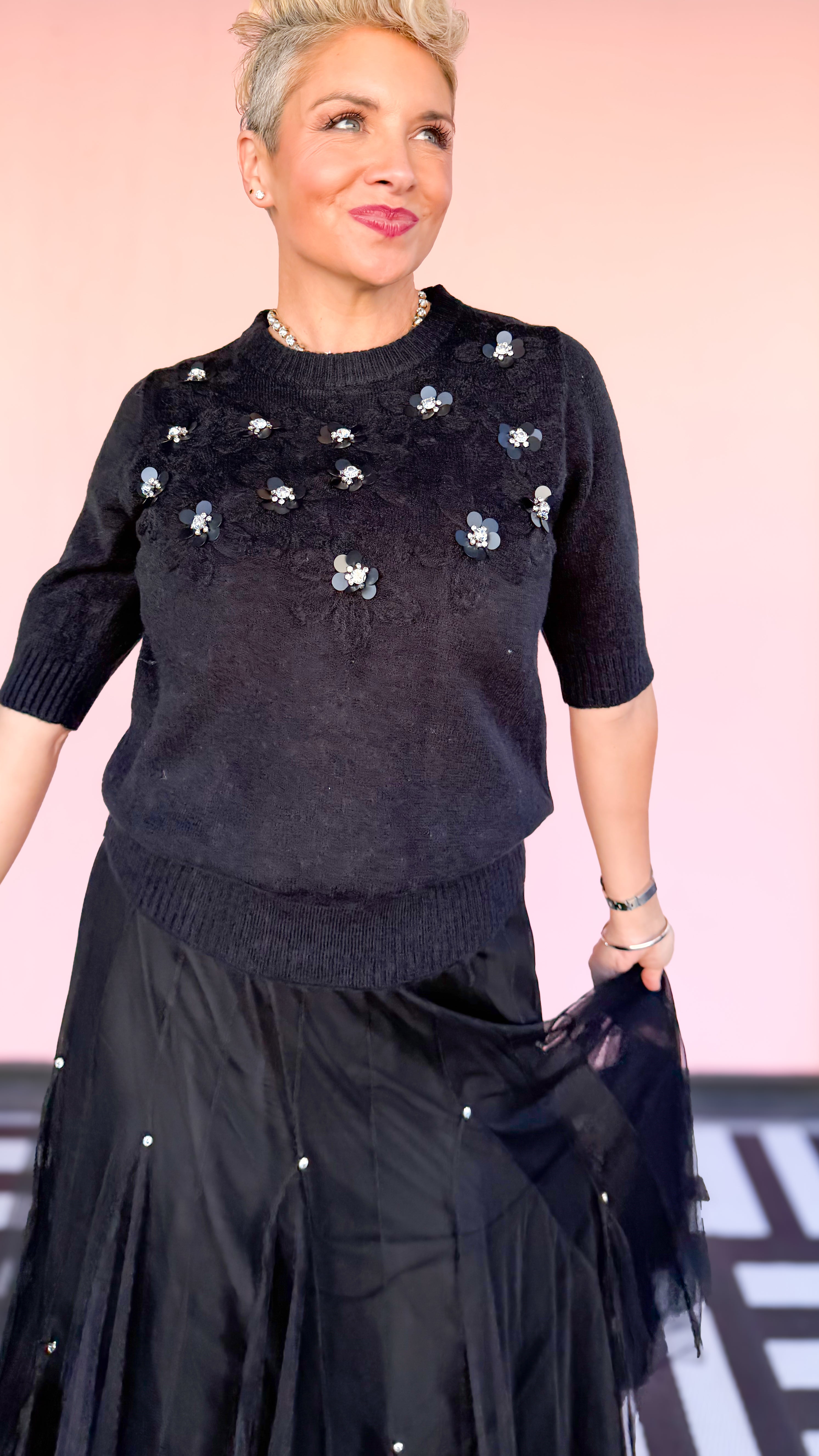 Flower Rhinestone Sweater/Black - The BLVD