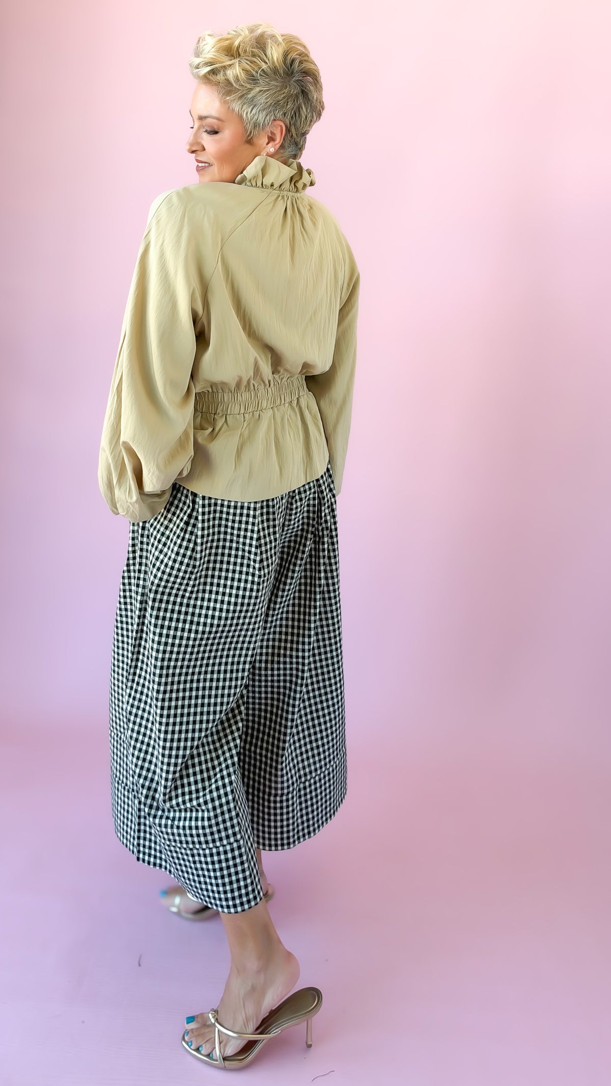 Ruffle Collar Tapered Waist Jacket/Beige