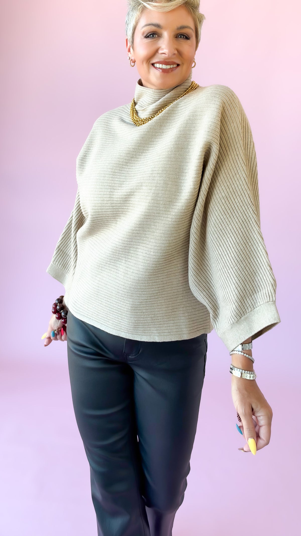 Ribbed Mock Neck Sweater/Taupe