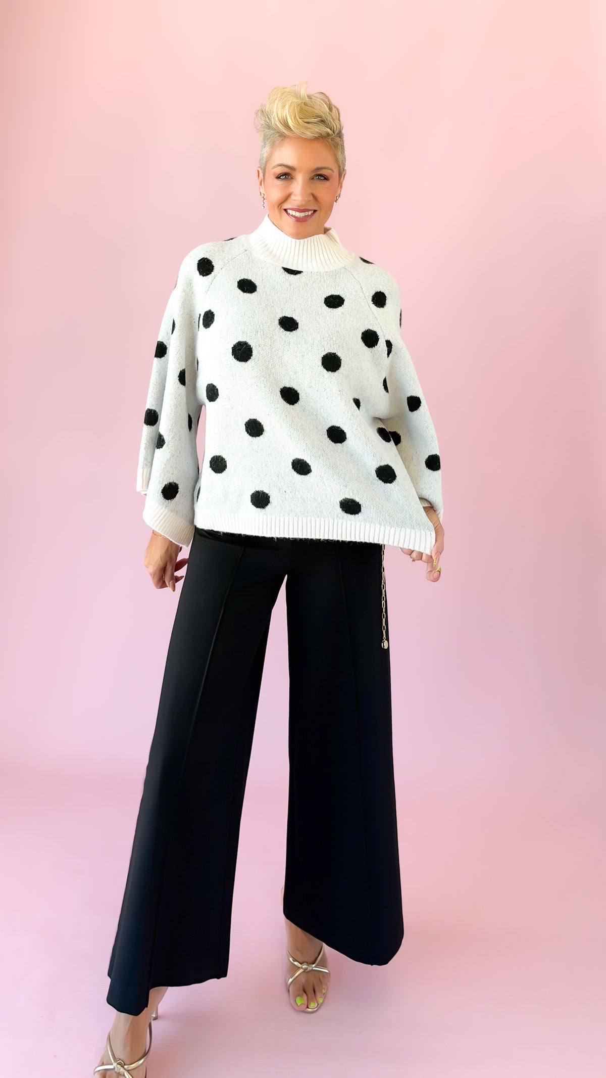 Polka Dot Turtleneck Top/White