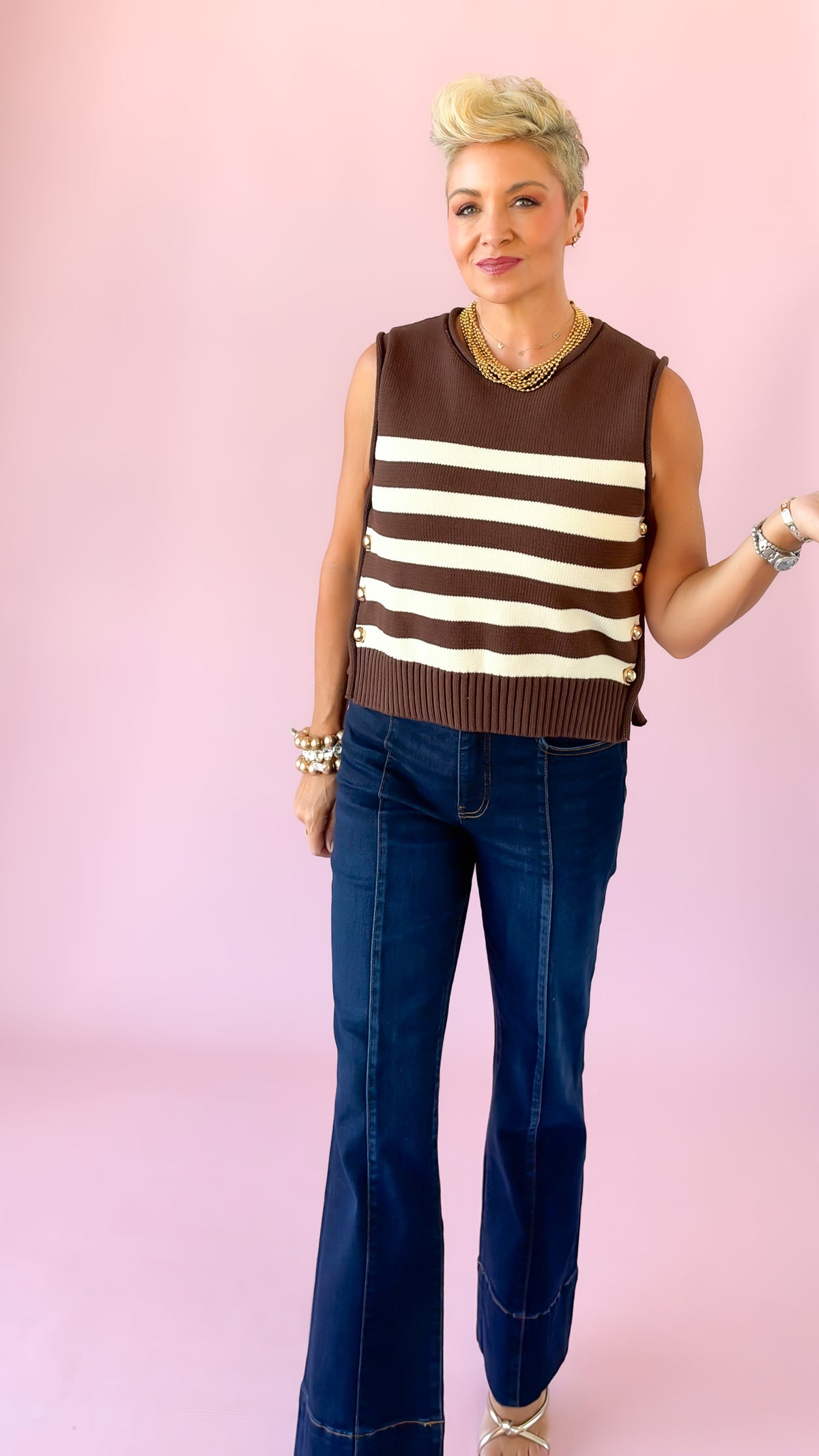 Side Button Sleeveless Sweater/Brown