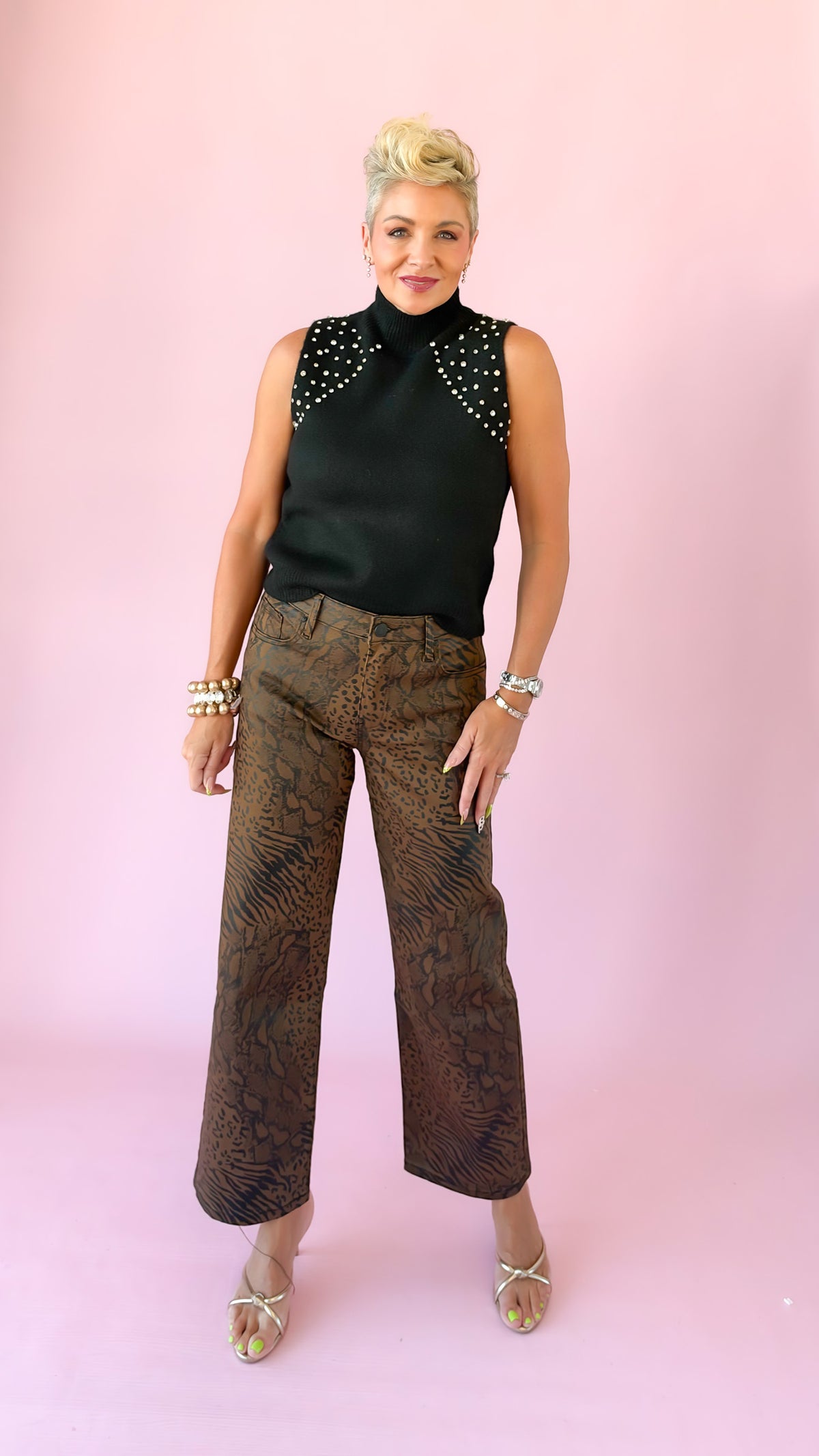 Diamond Detail Mock Neck Top/Black