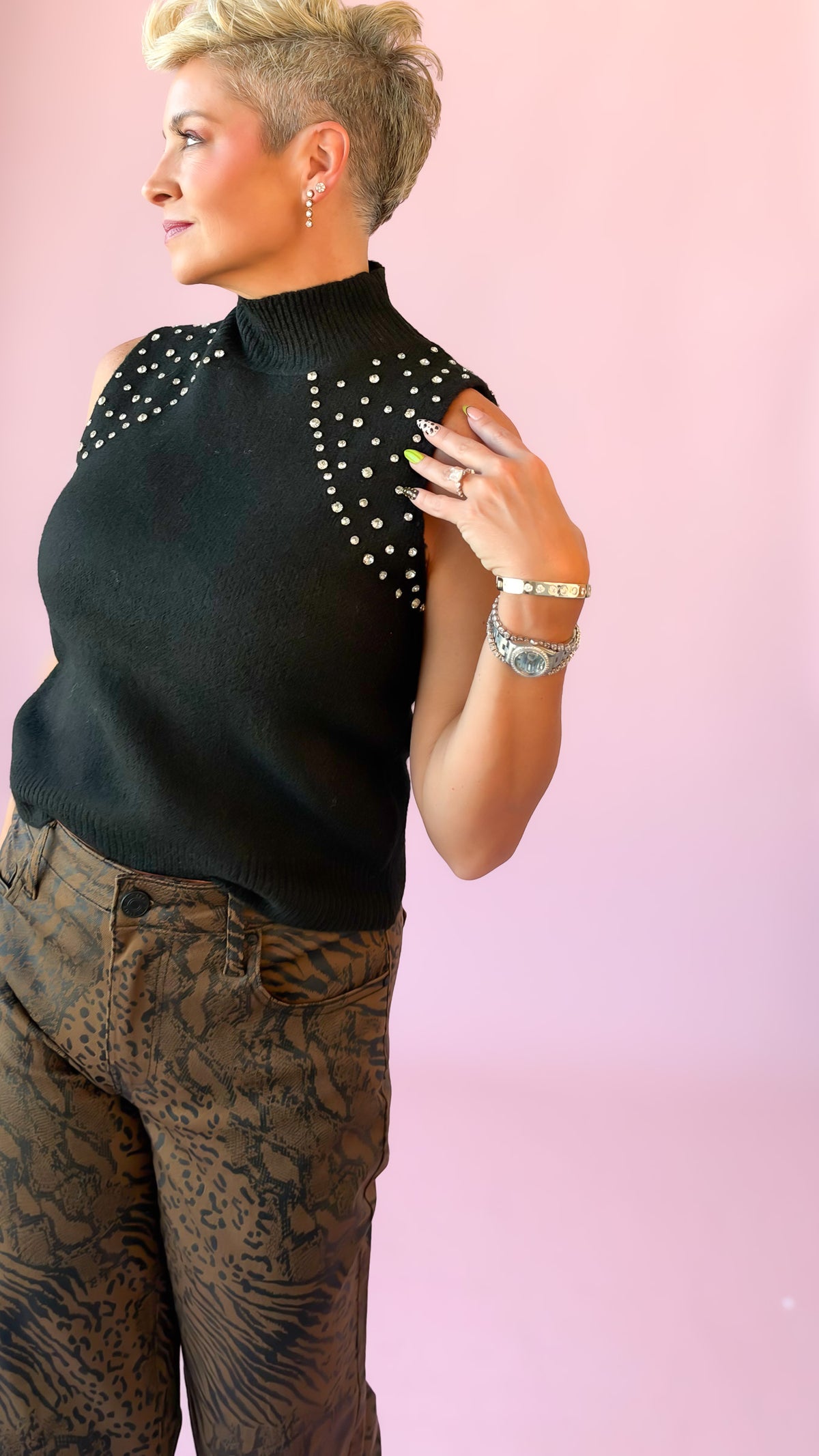 Diamond Detail Mock Neck Top/Black